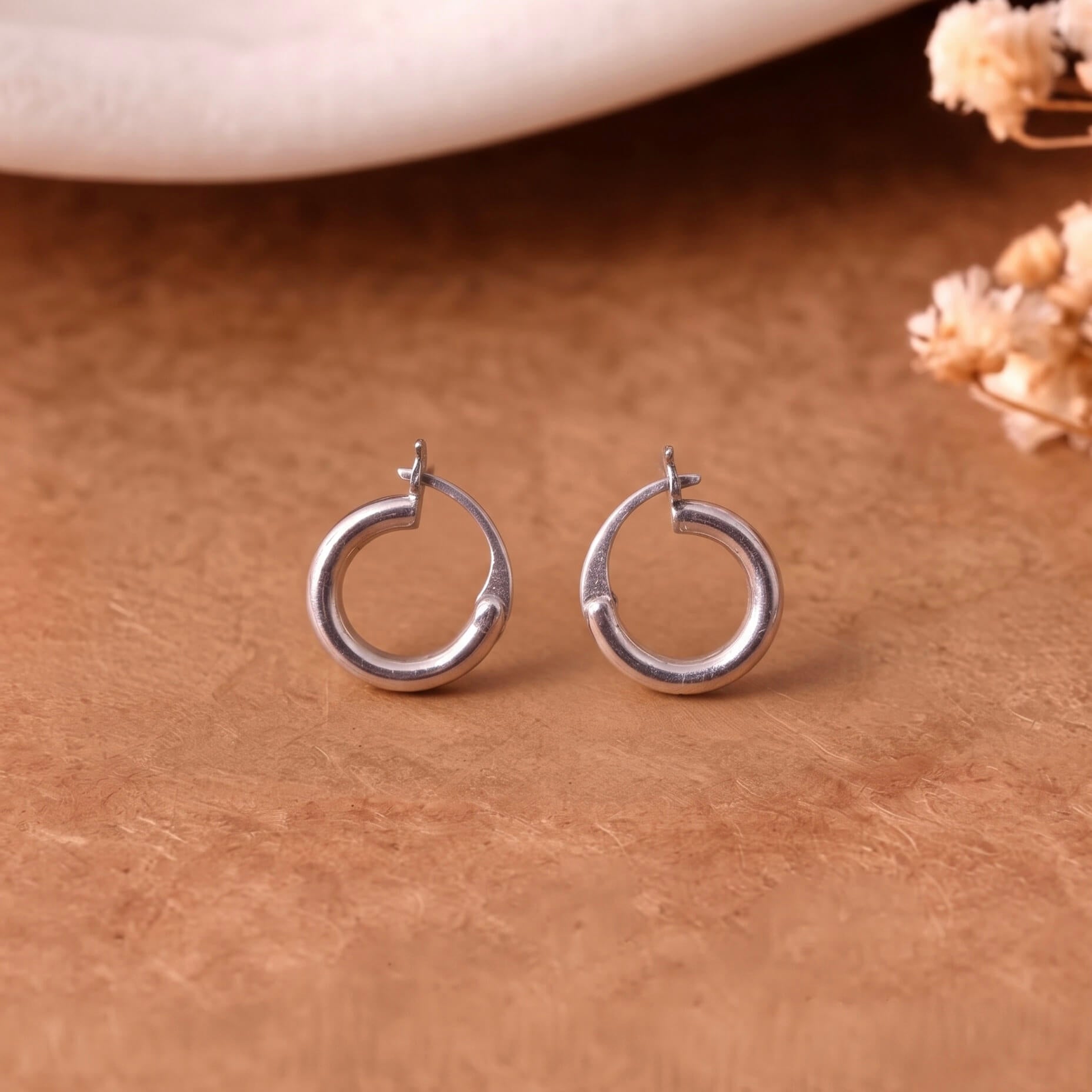 Gale Circle Silver Hoop