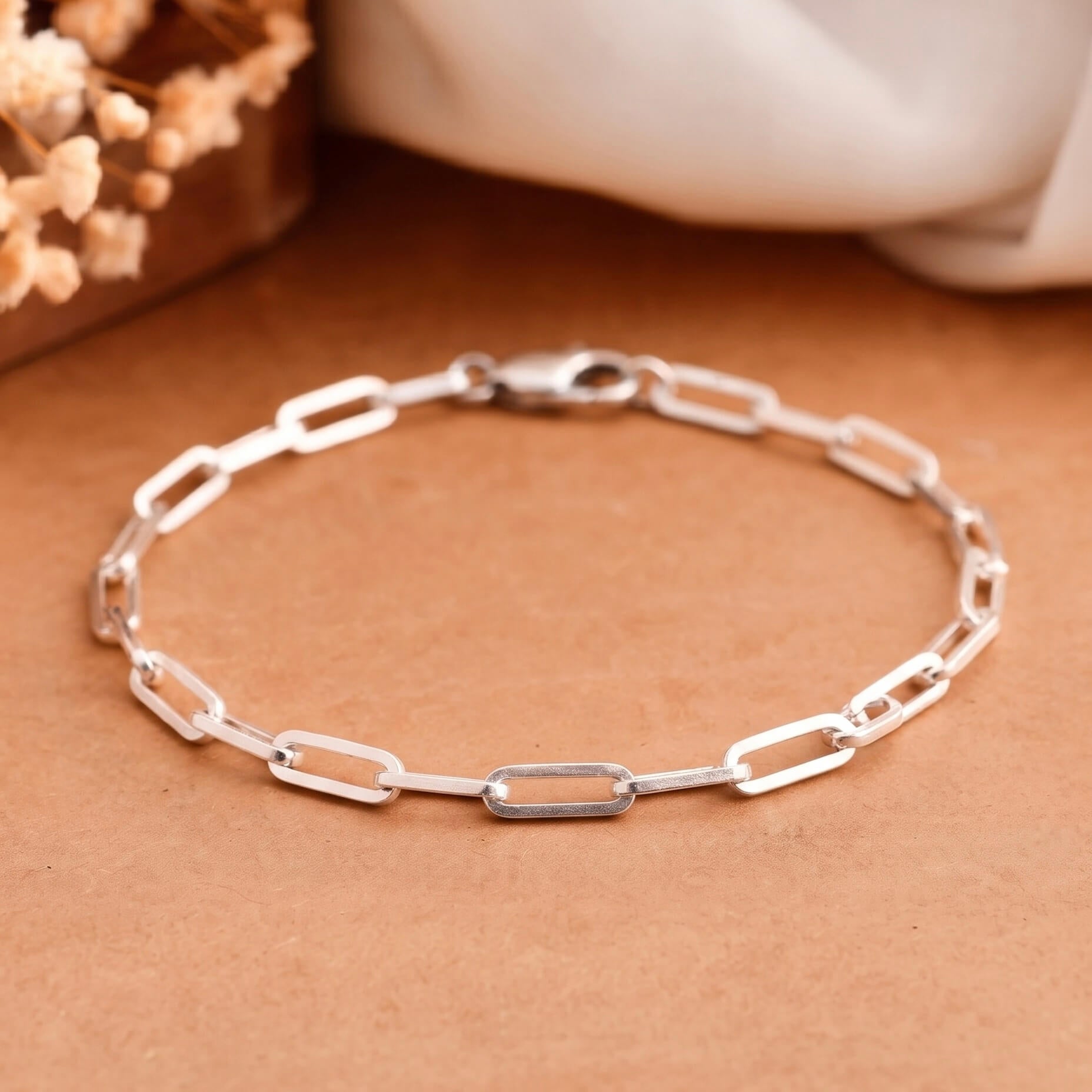 Silver clip Chain Bracelet
