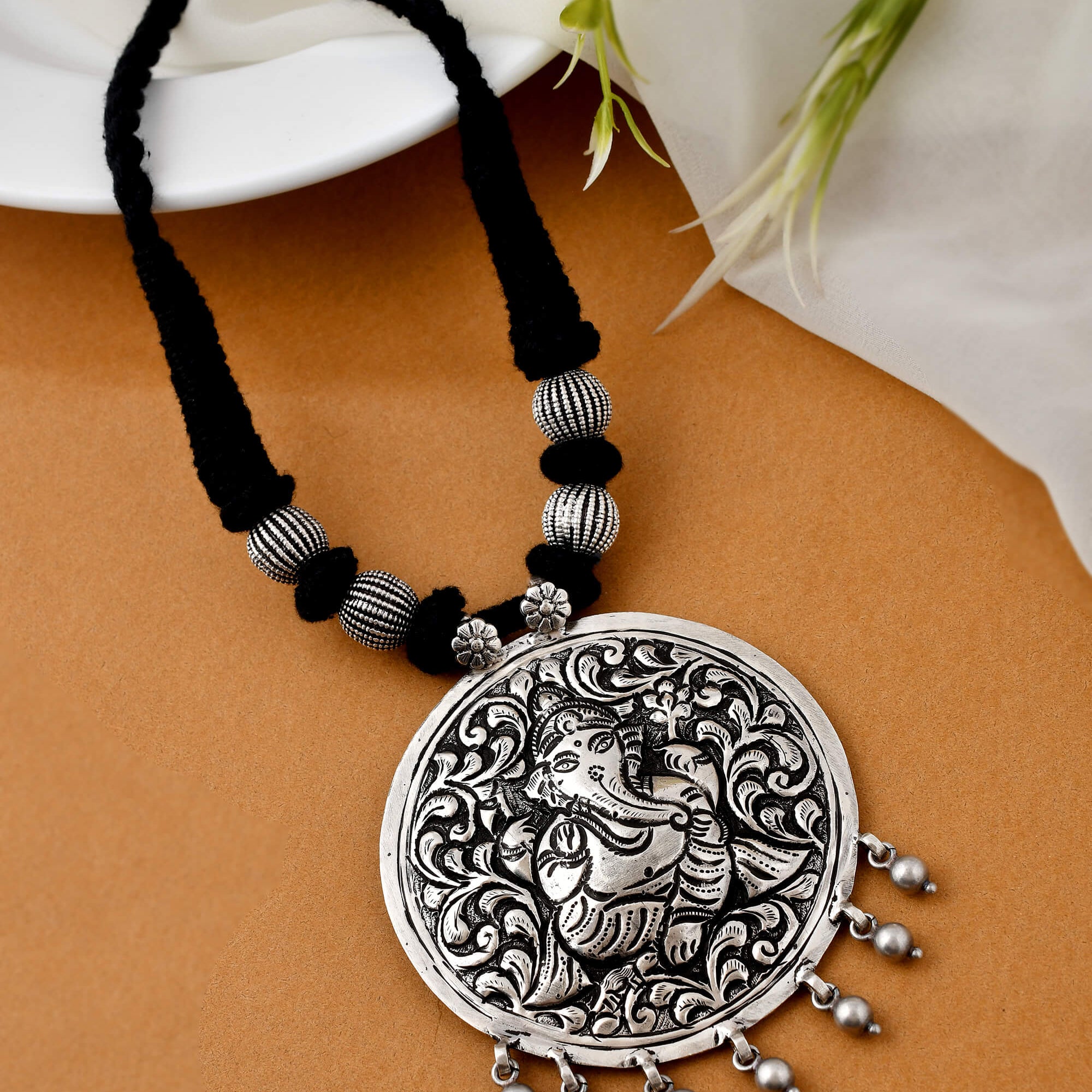 Ganesha chitai silver necklace - 925 Silver Jewellery Meera Jaipur