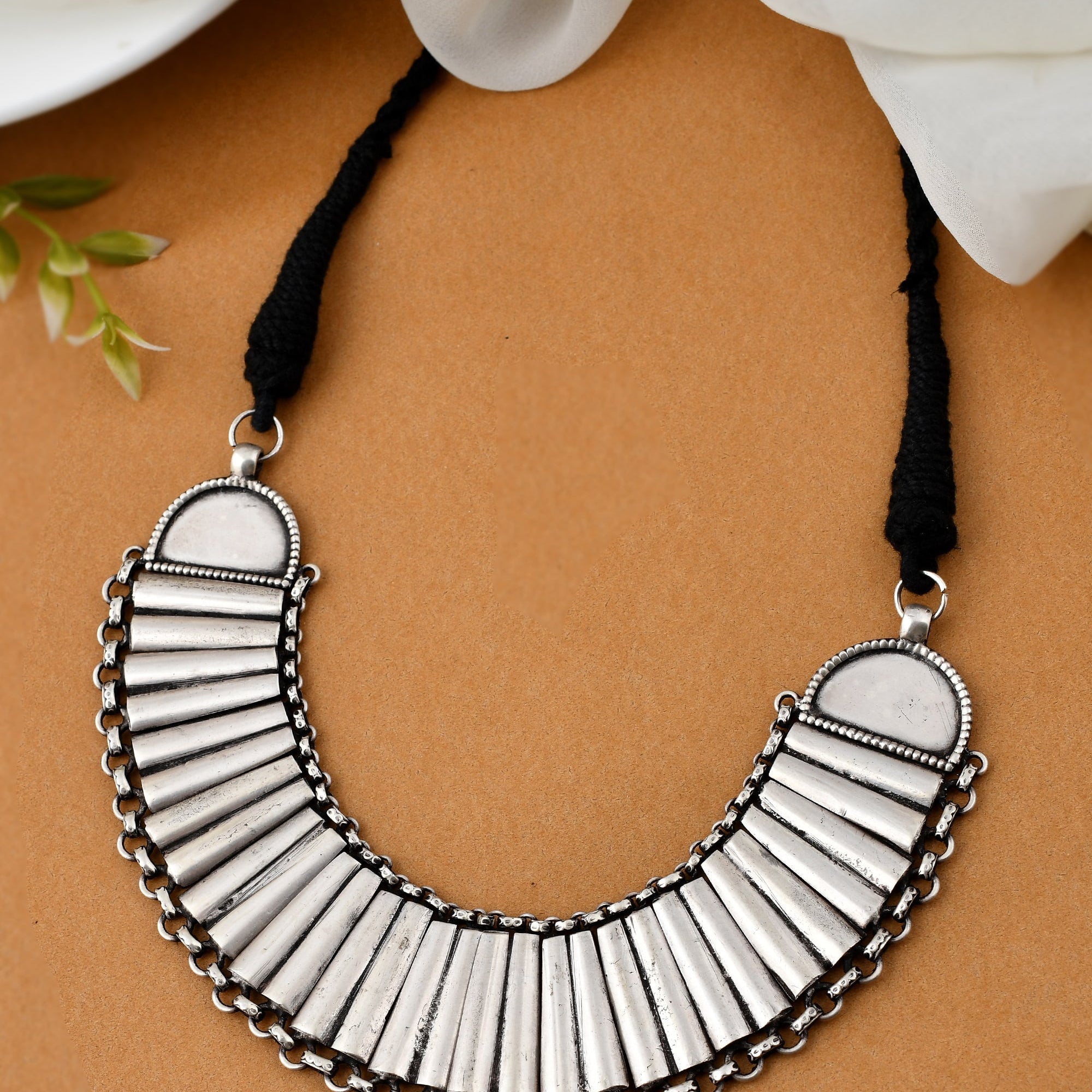 Mirai silver necklace - 925 Silver Jewellery Meera Jaipur