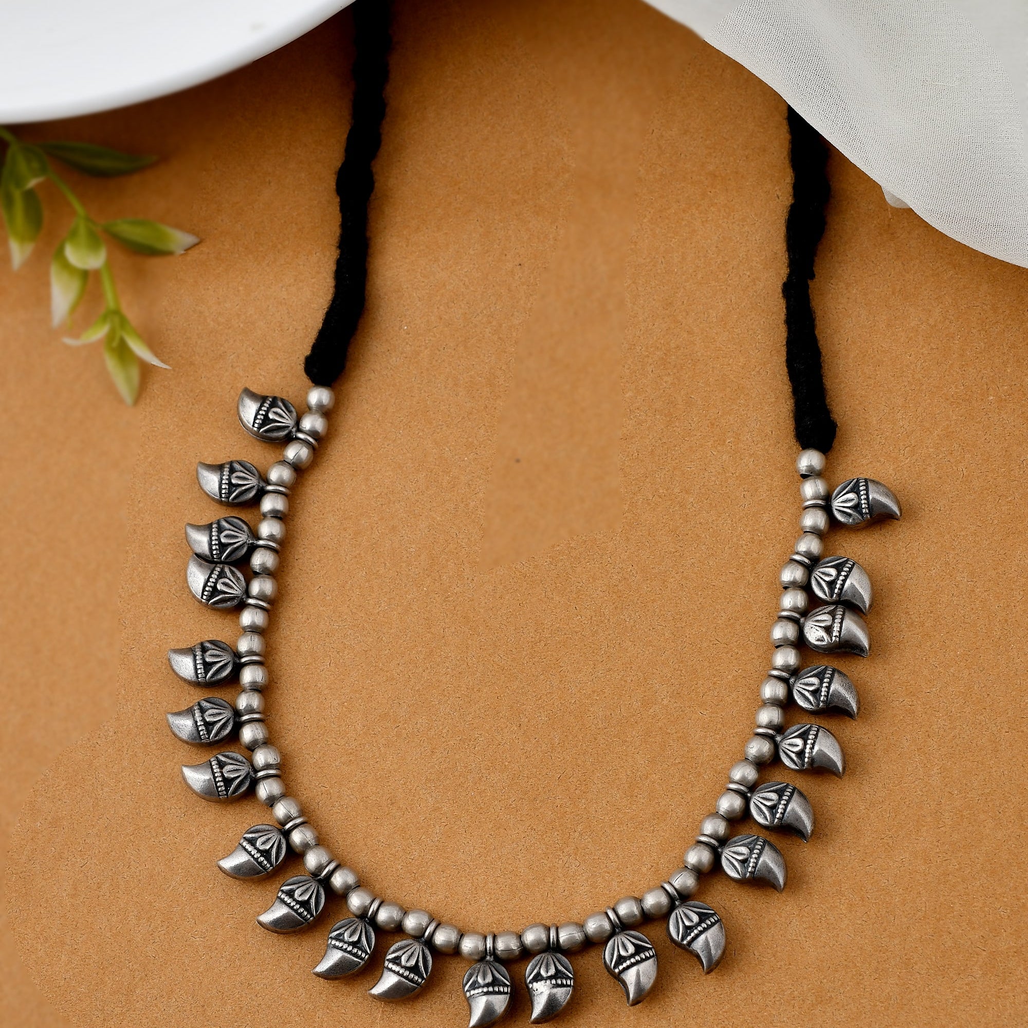 Paisley silver necklace - 925 Silver Jewellery Meera Jaipur