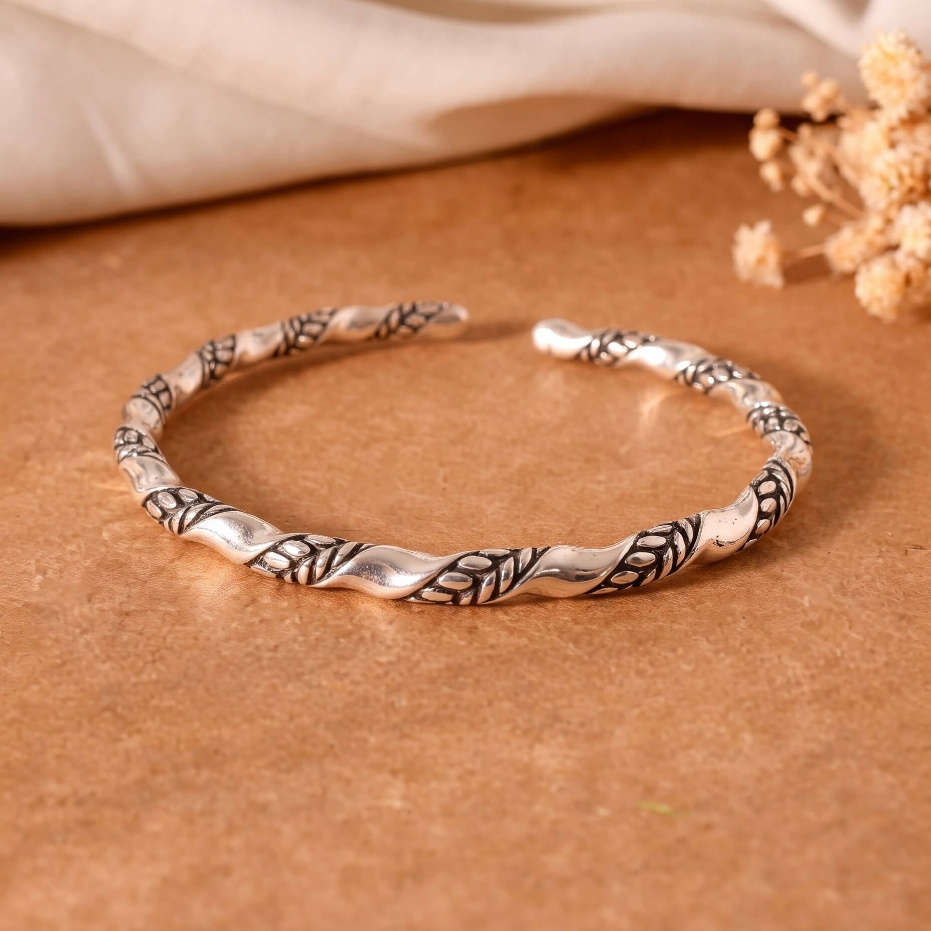 Leaf Carved Silver Bangle