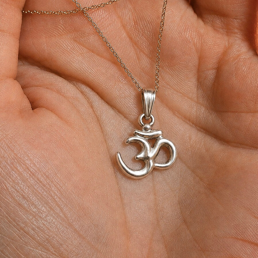 Silver Om Pendant