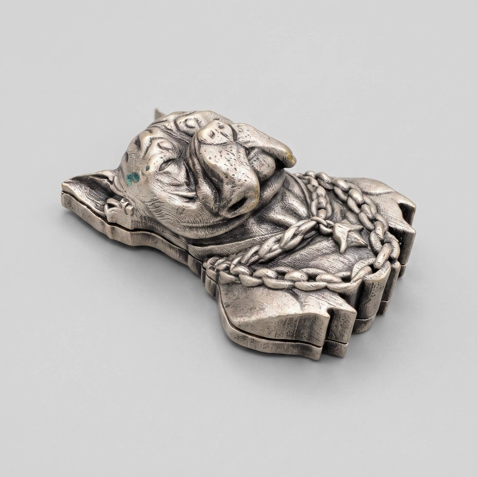 Bulldog Chain Silver Brooch