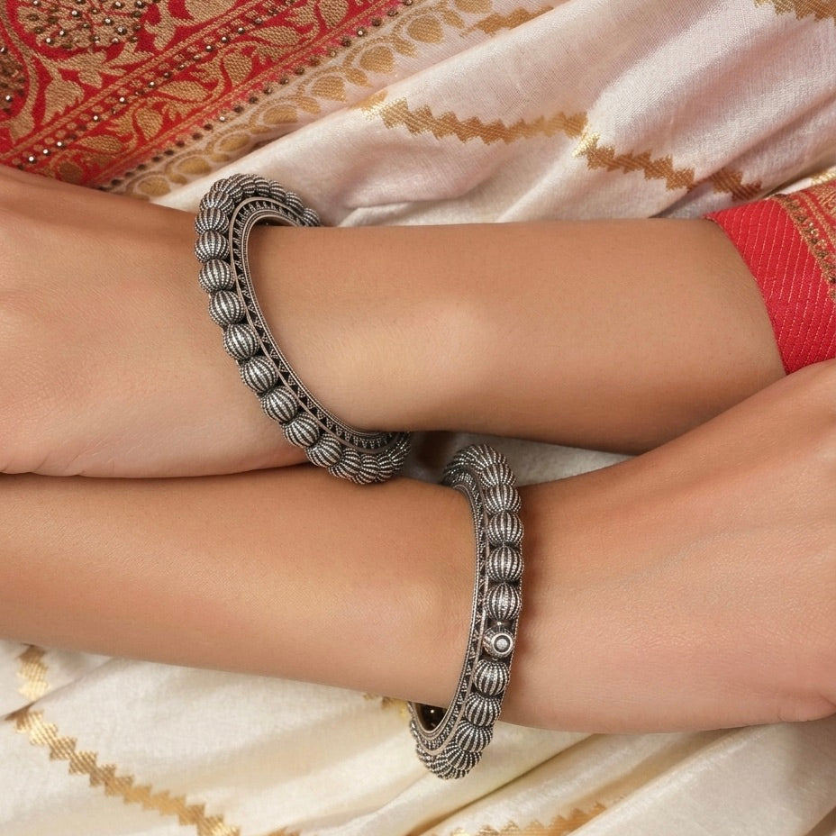 Aarvi tribal silver bangle 925 sterling silver  meera jaipur