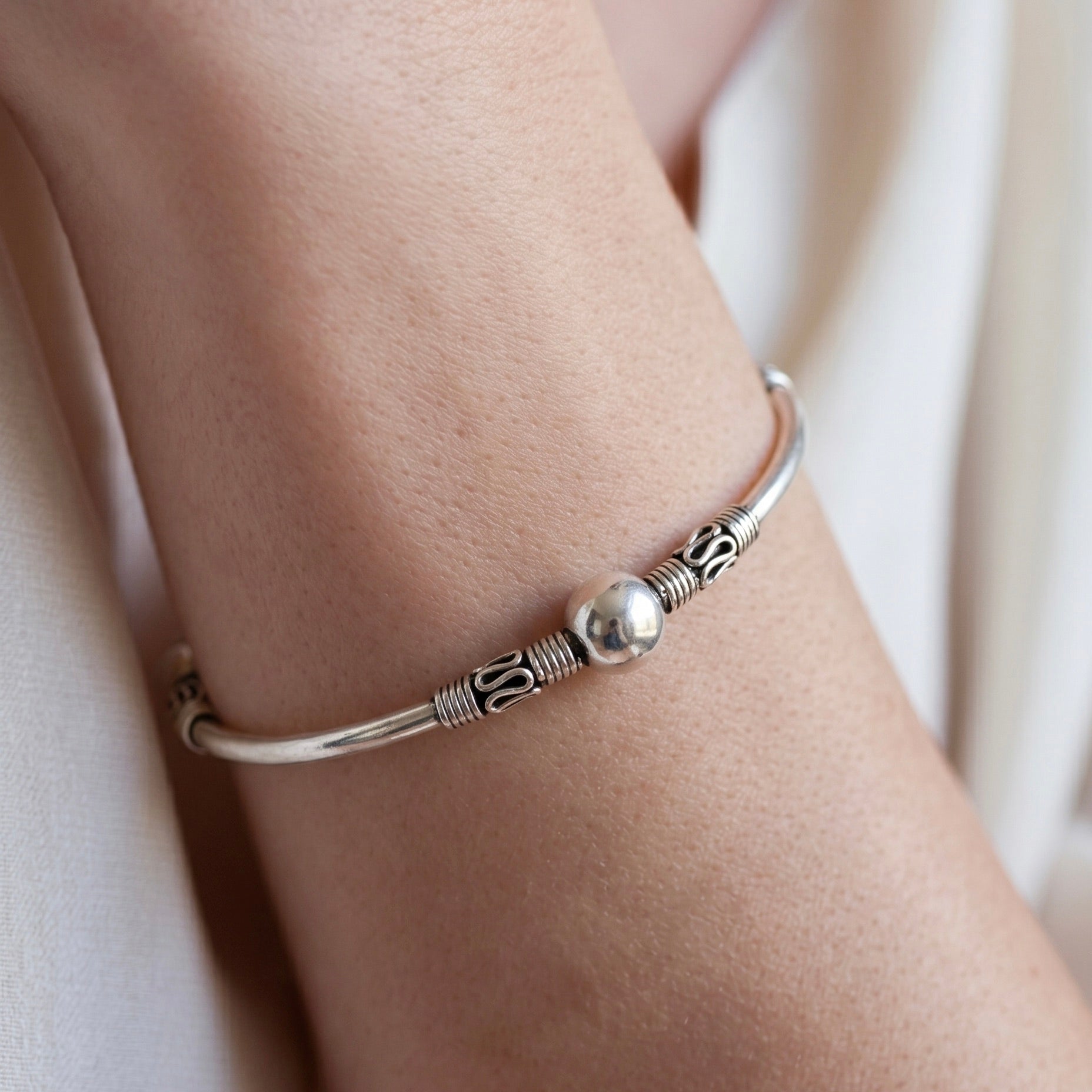 Aria Bangle - 925 Silver Jewellery Meera Jaipur