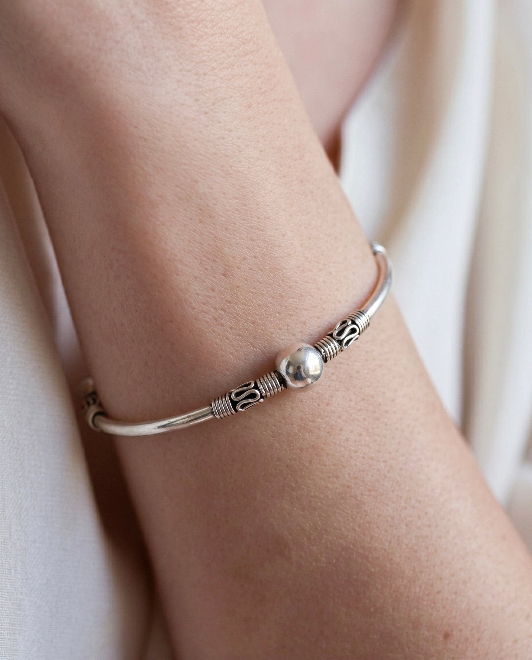 Aria Bangle - 925 Silver Jewellery Meera Jaipur