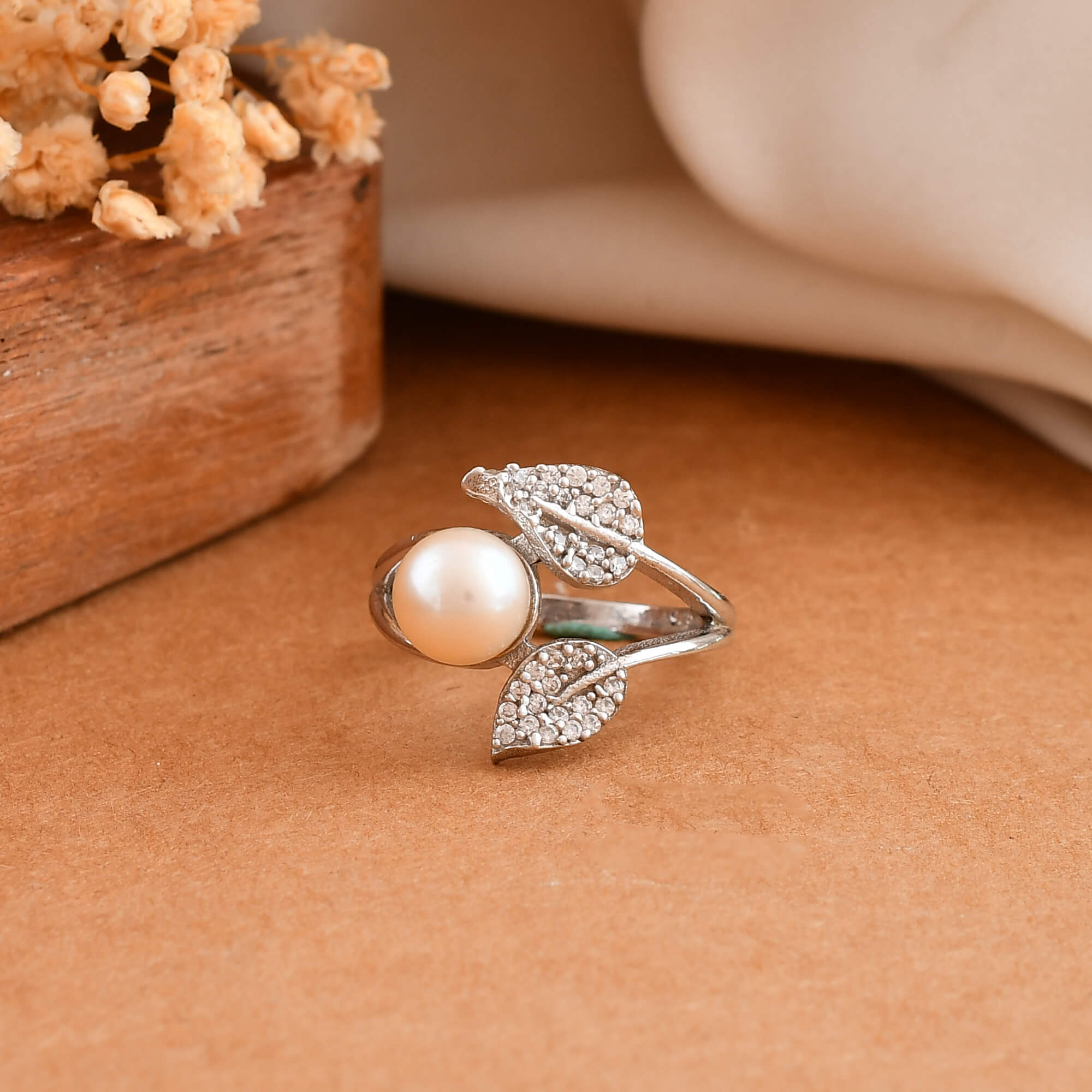 Blossom silver ring with pearl - 925 Silver Jewellery Meera Jaipur