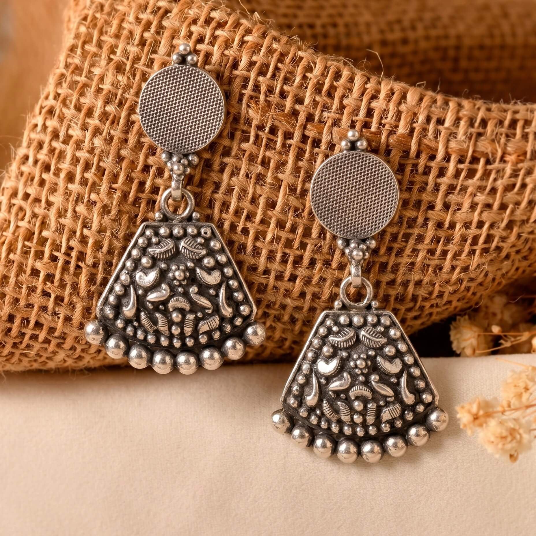 Chitra Silver Earring 933 sterling silver meera jaipur1