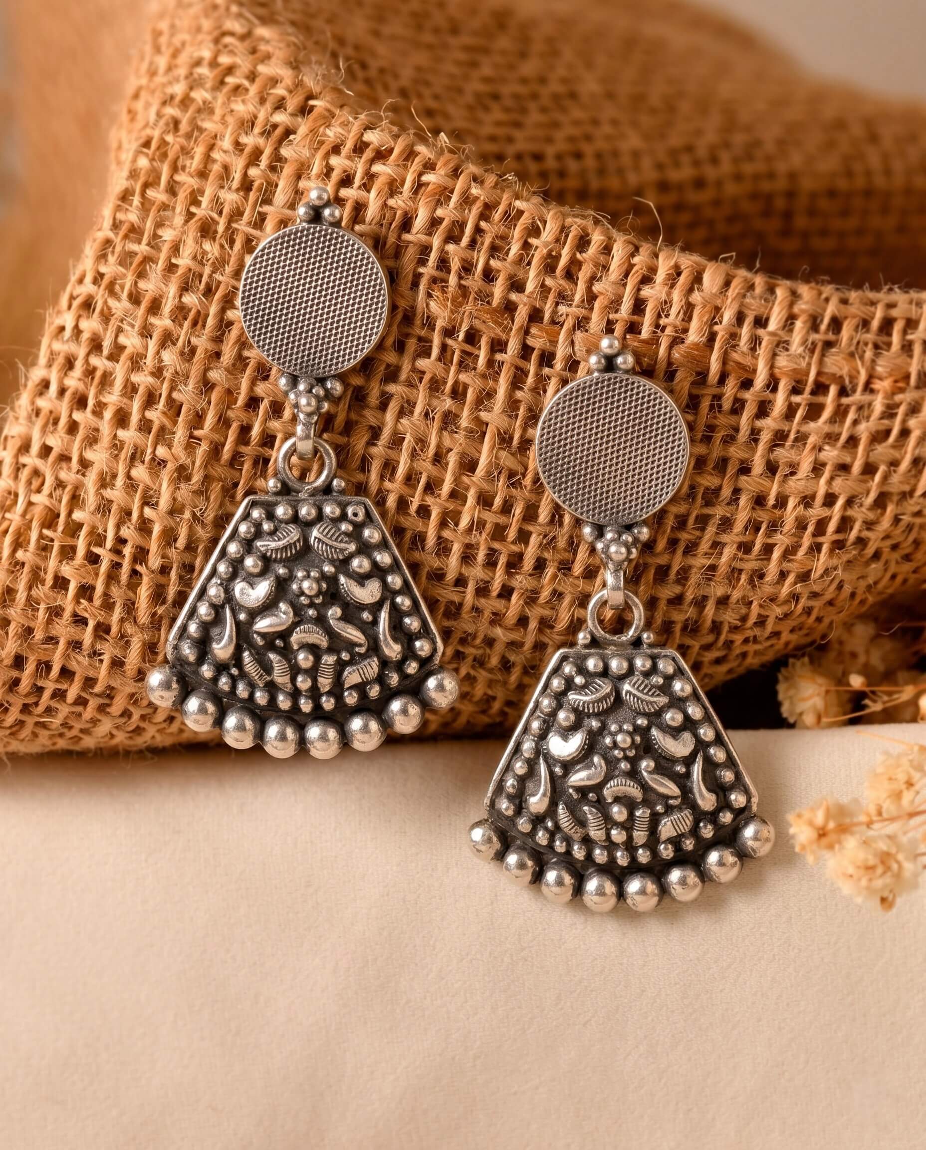 Chitra Silver Earring 933 sterling silver meera jaipur1