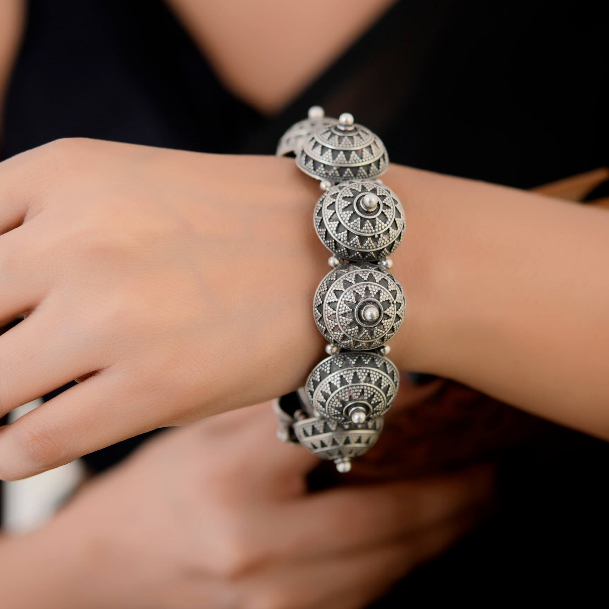 Anvika Silver Bangle - 925 Silver Jewellery Meera Jaipur