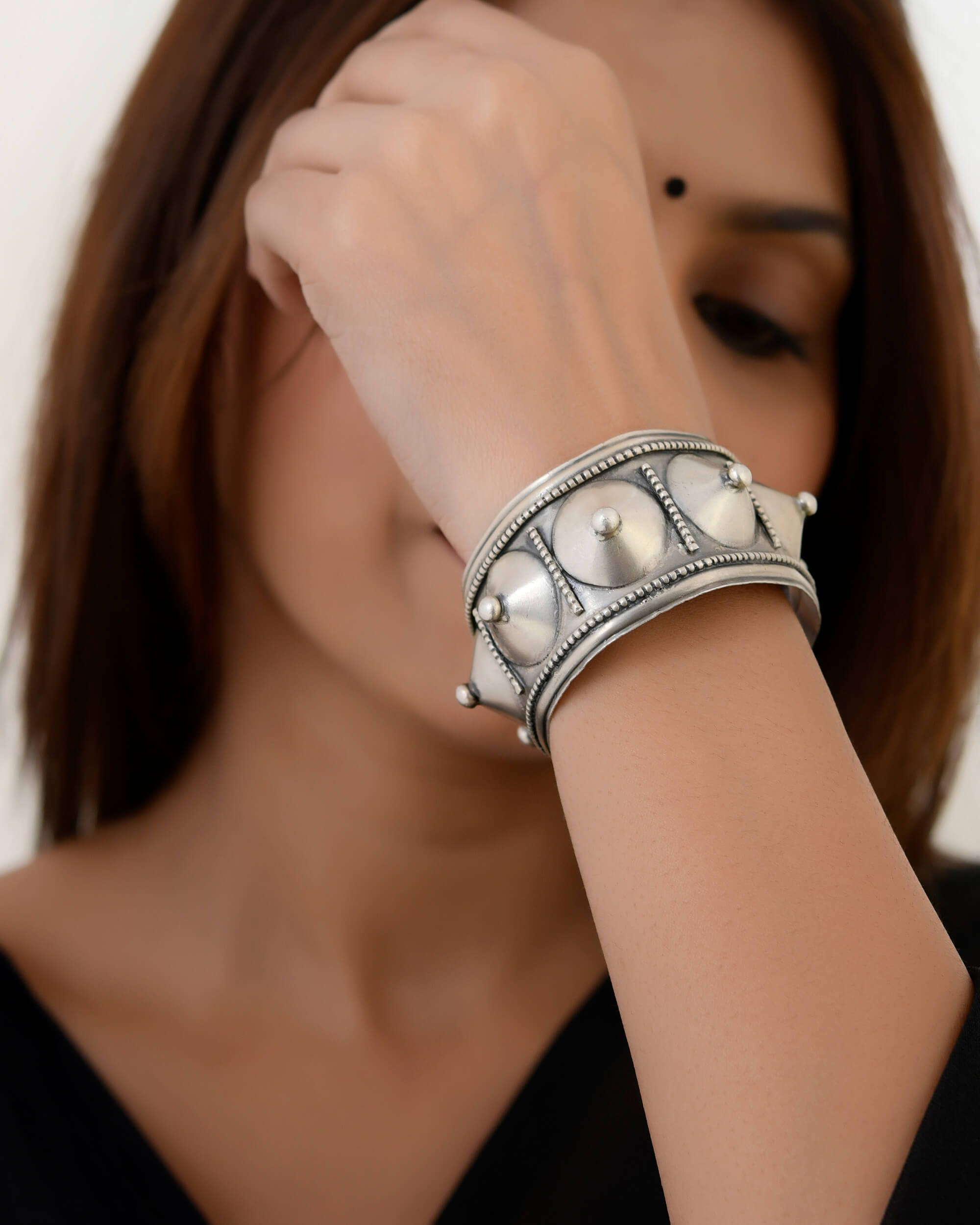 Aya Silver Bangle - 925 Silver Jewellery Meera Jaipur
