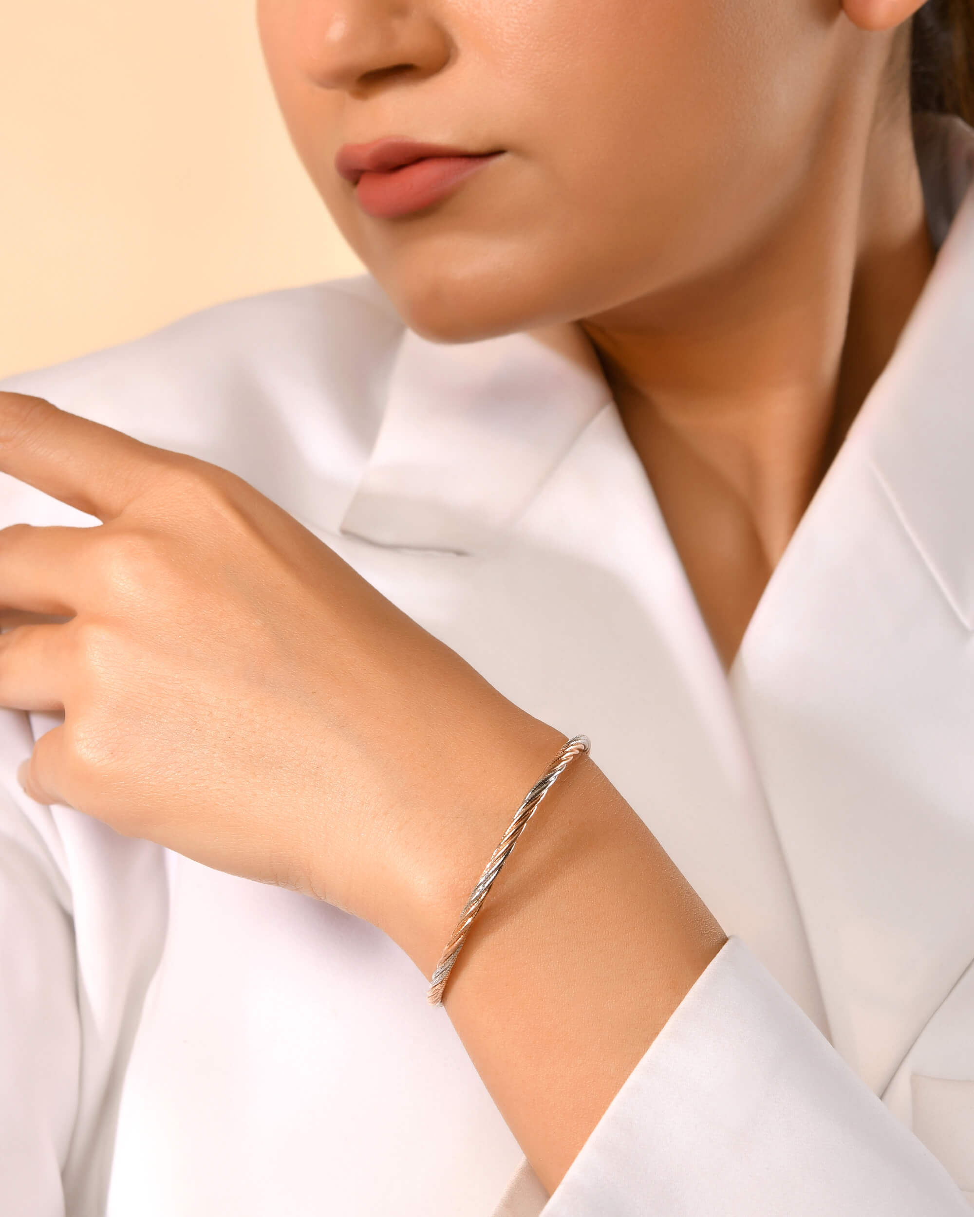 Twist Aura Bracelet - 925 Silver Jewellery Meera Jaipur