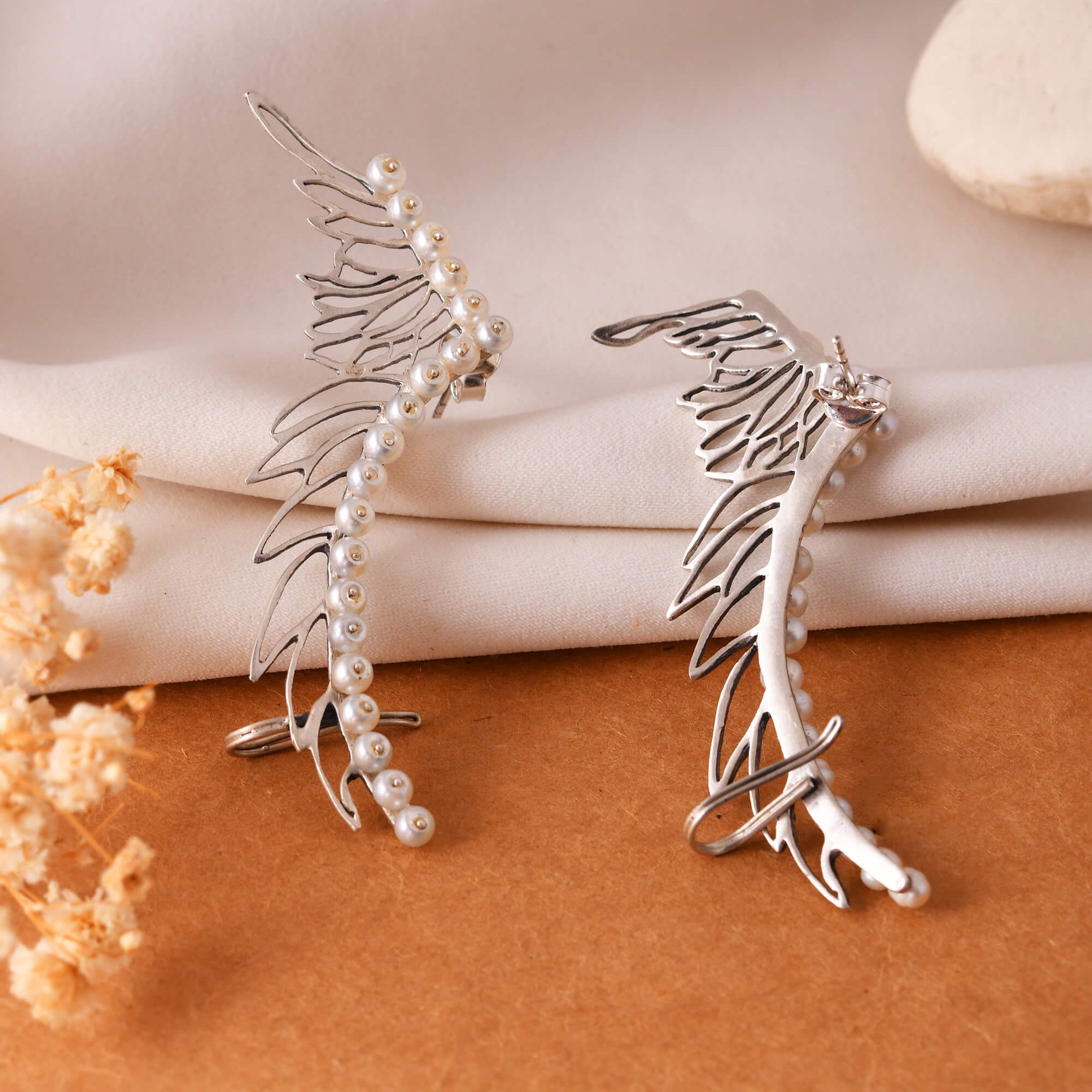 Pearl silver cuff - 925 Silver Jewellery Meera Jaipur