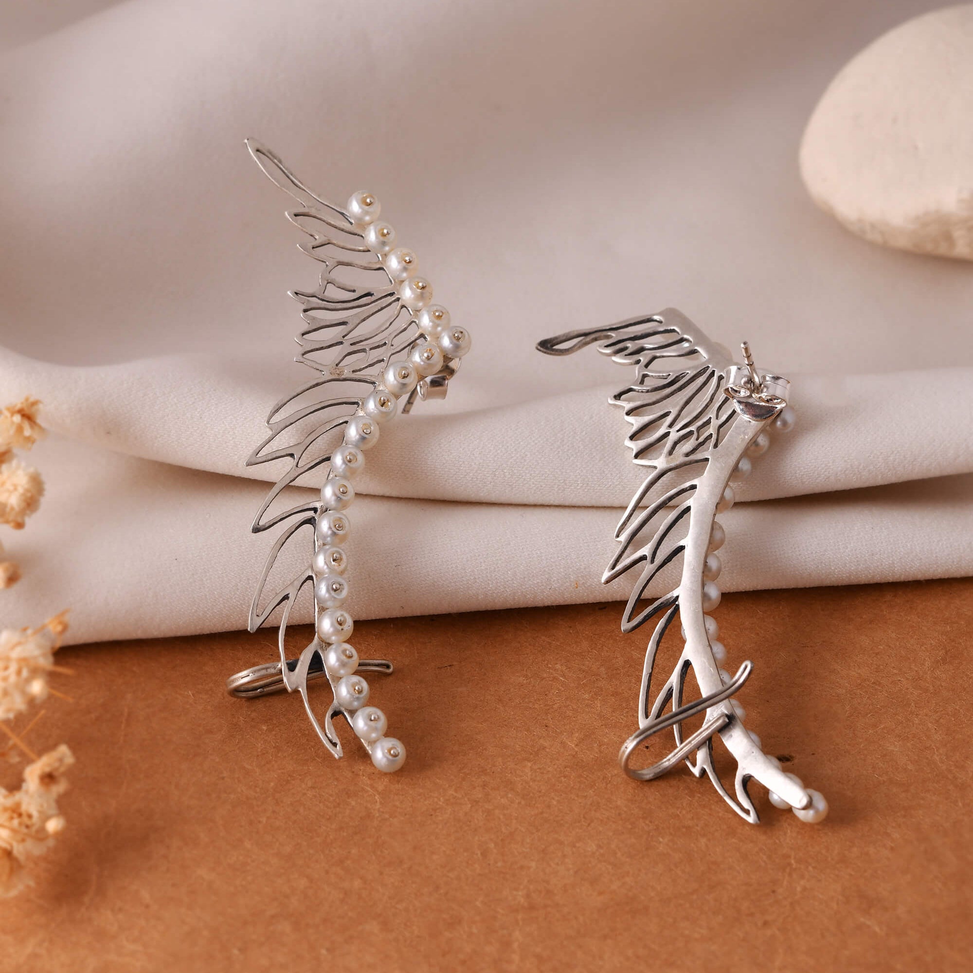 Pearl silver cuff - 925 Silver Jewellery Meera Jaipur