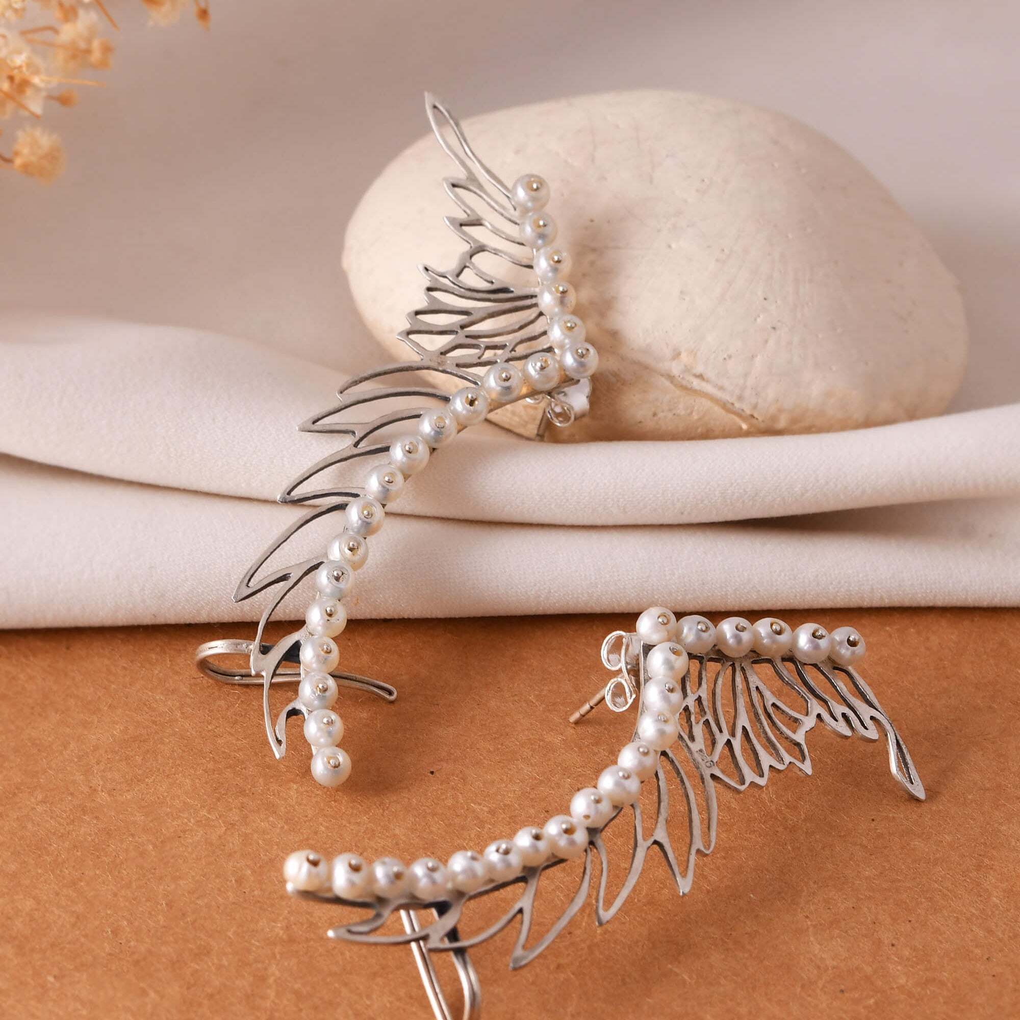 Pearl silver cuff - 925 Silver Jewellery Meera Jaipur