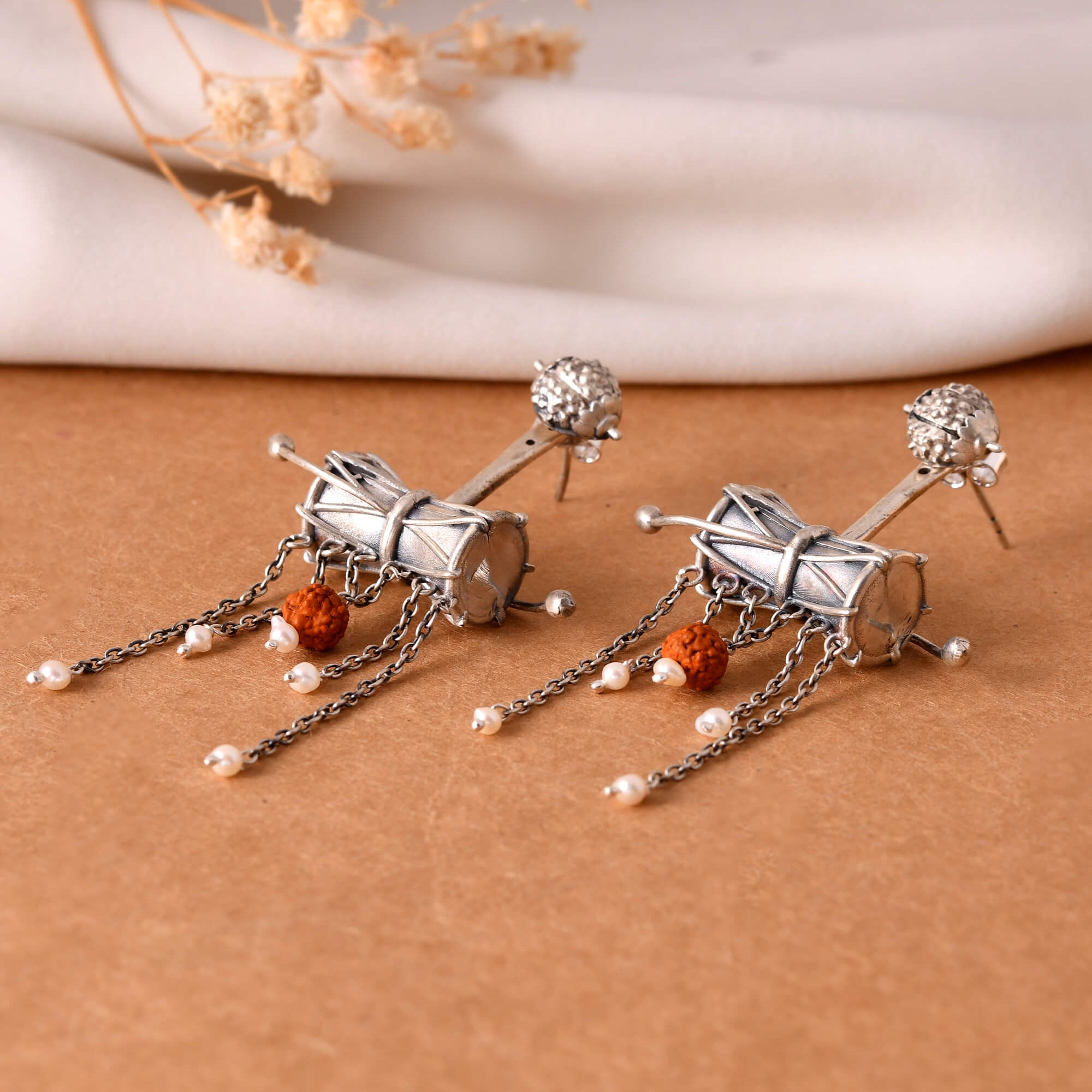 Damroo silver earrings - 925 Silver Jewellery Meera Jaipur
