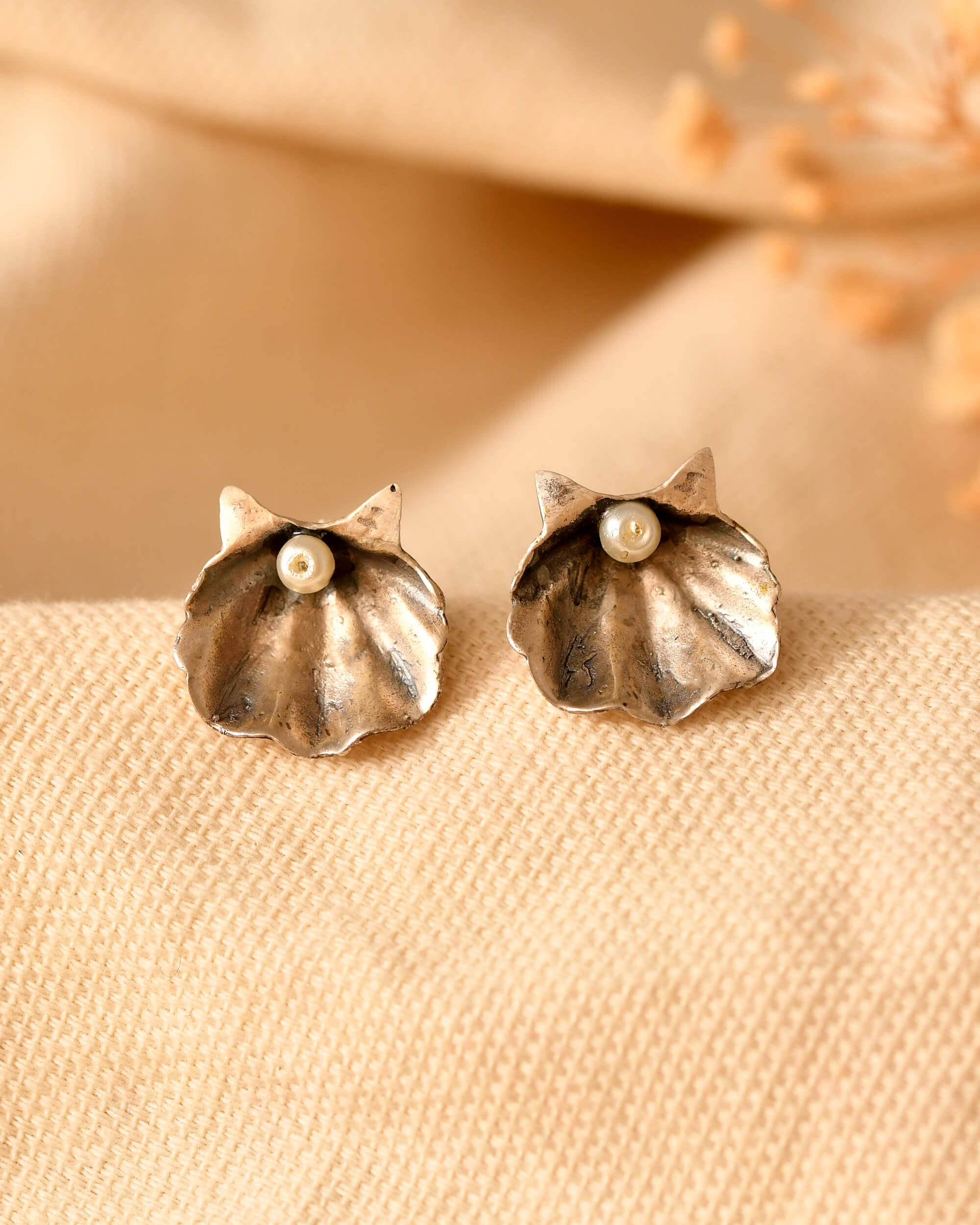 Seap SIlver studs with pearl - 925 Silver Jewellery Meera Jaipur