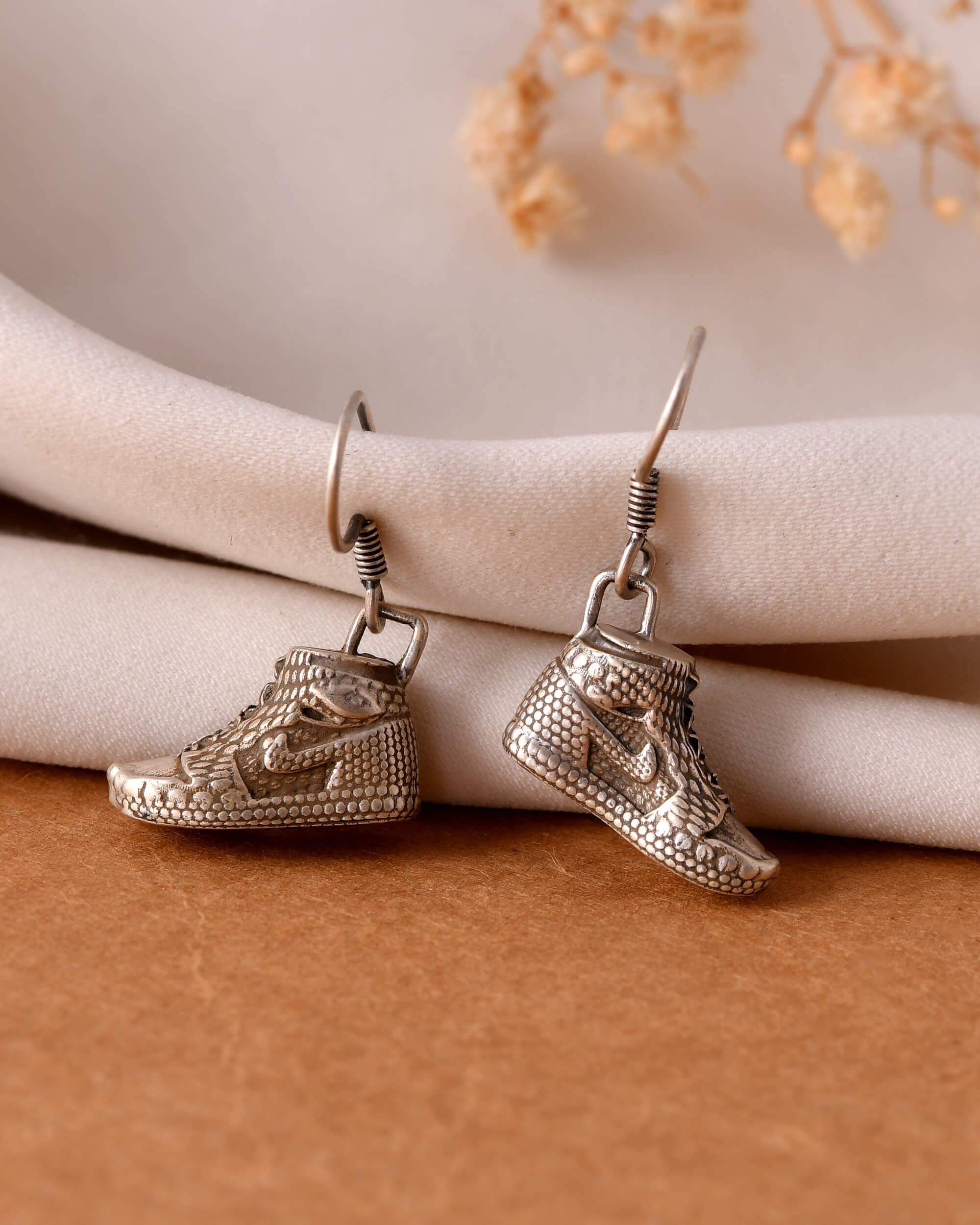 Sneaker Earring - 925 Silver Jewellery Meera Jaipur