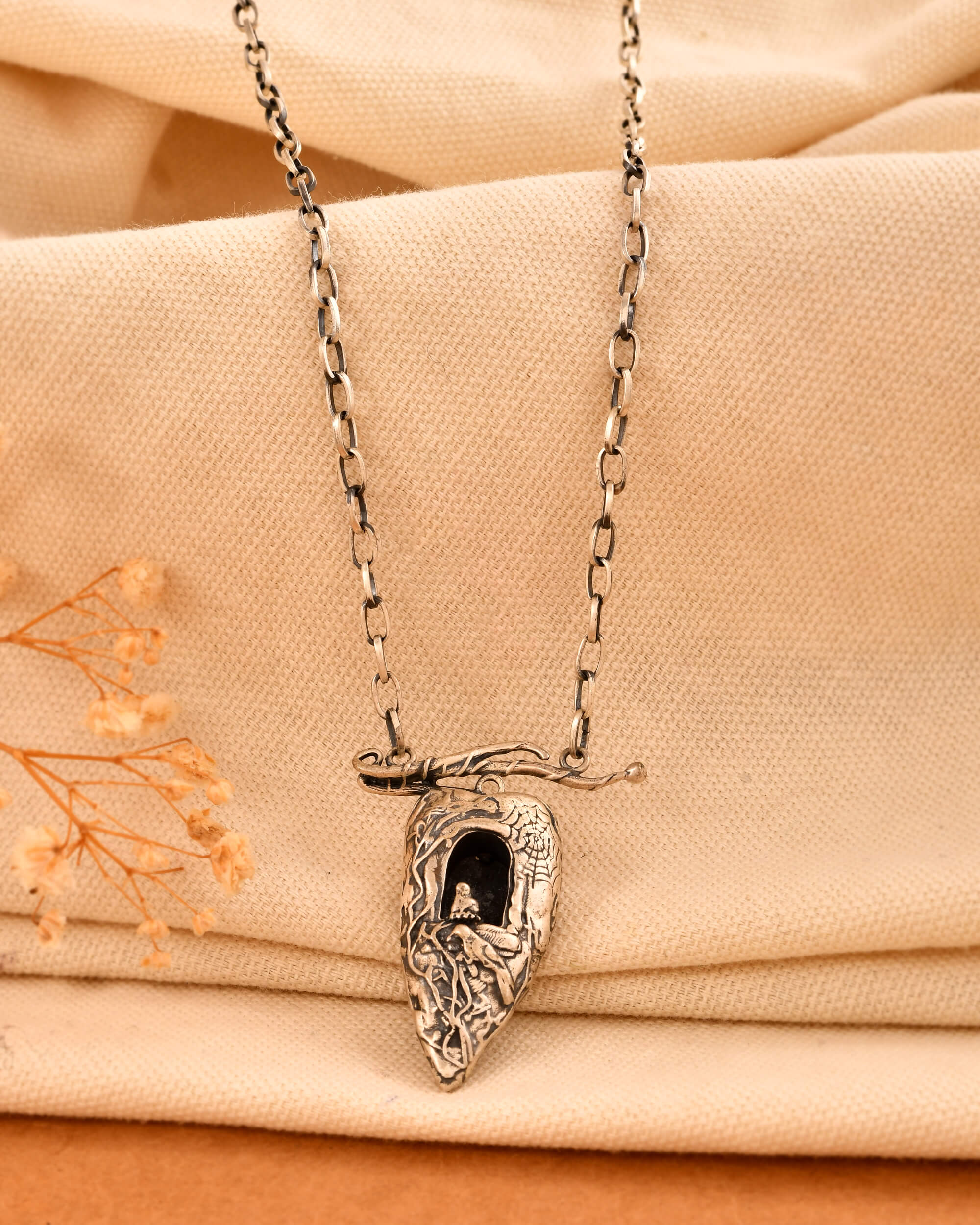 Cave Pendant - 925 Silver Jewellery Meera Jaipur