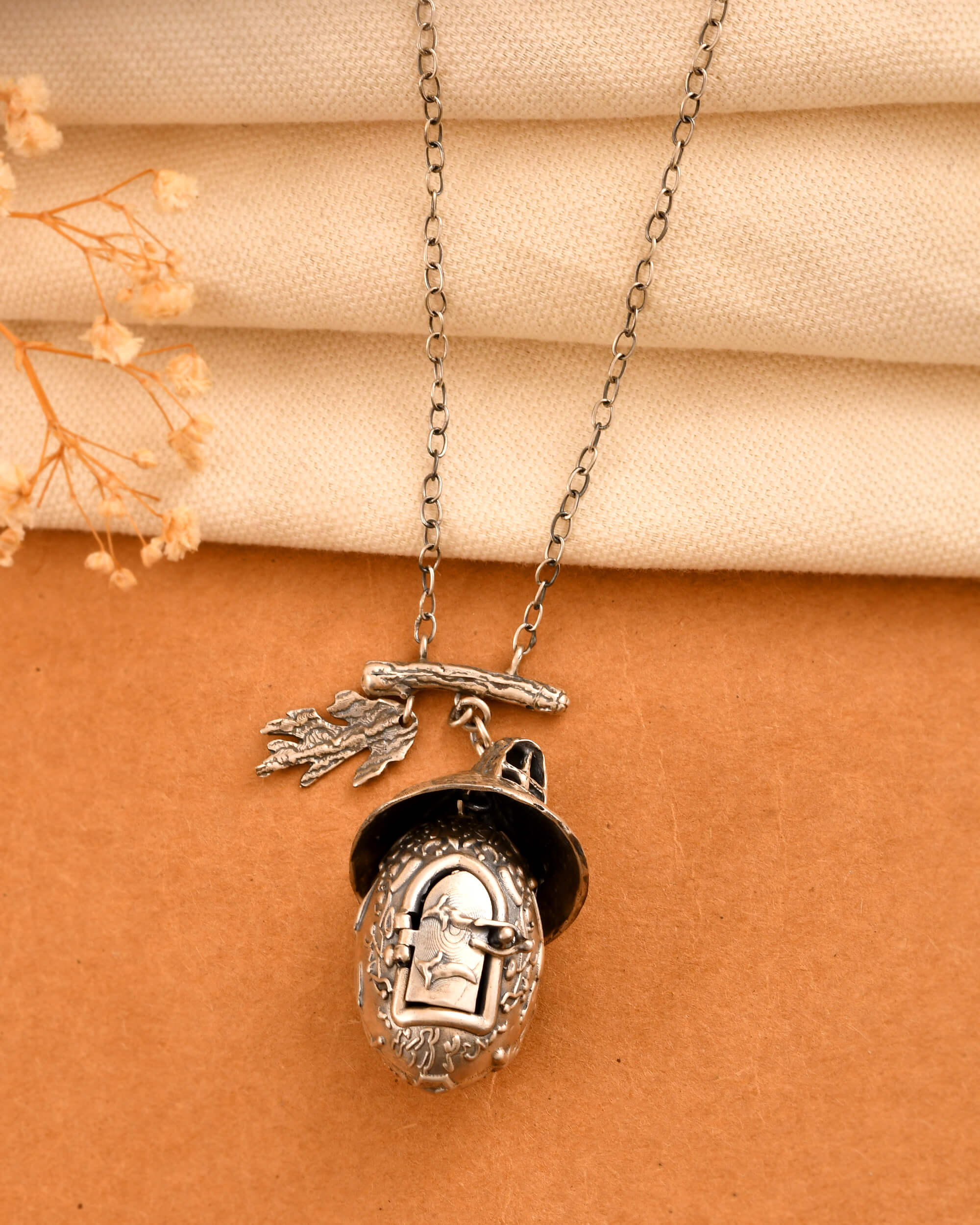 Tale Pendant - 925 Silver Jewellery Meera Jaipur