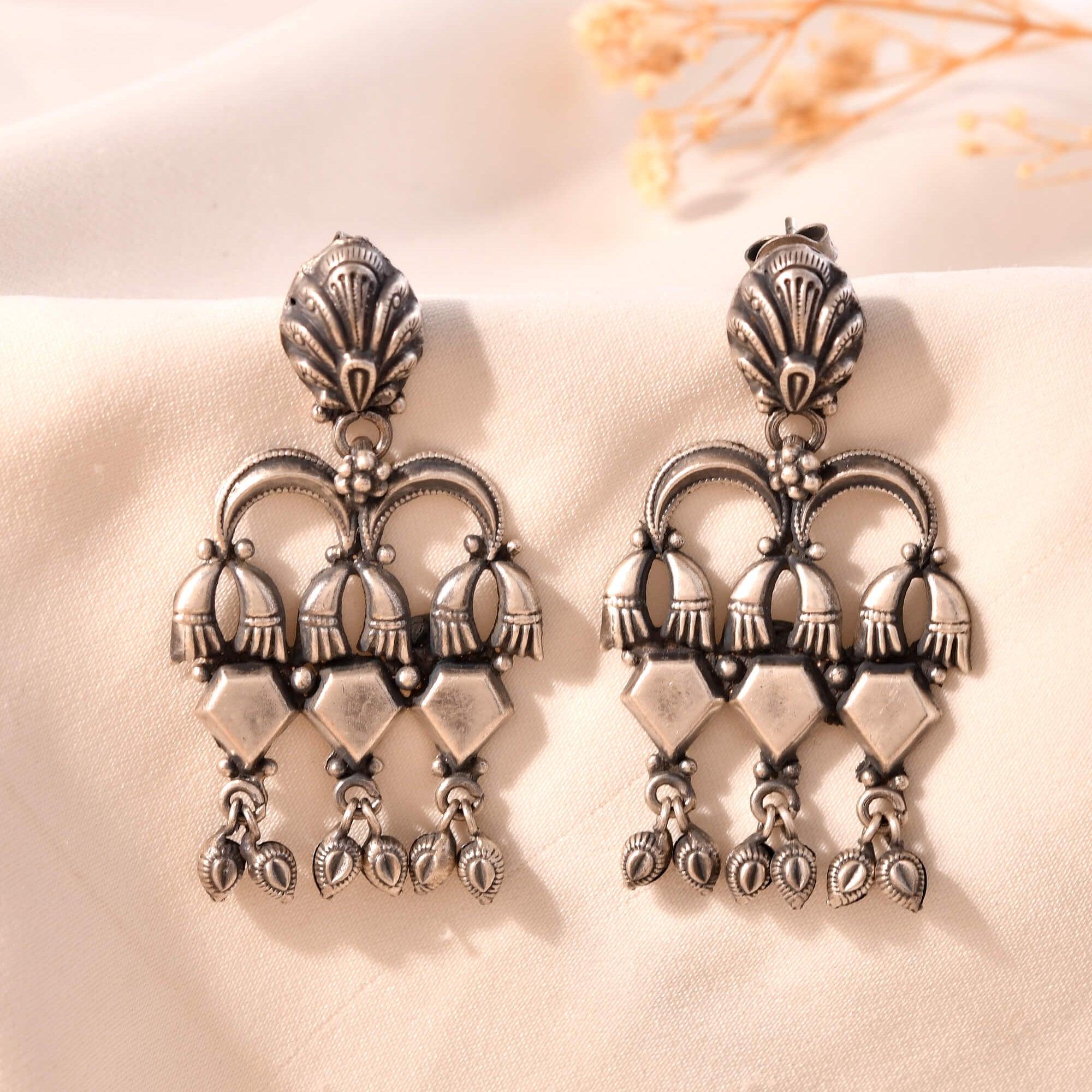 Phool silver earrings - 925 Silver Jewellery Meera Jaipur