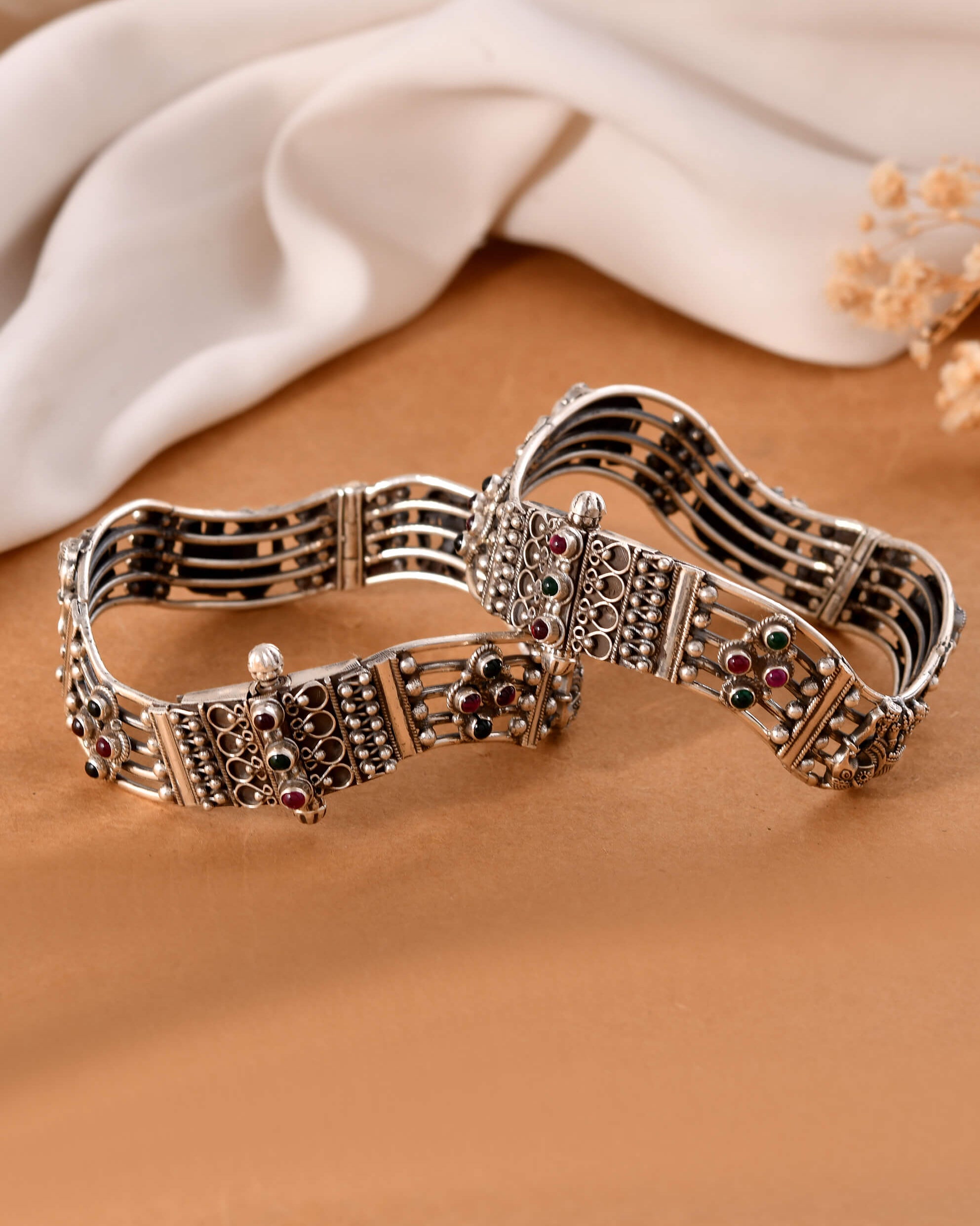 Bandhani Silver Bangle - 925 Silver Jewellery Meera Jaipur