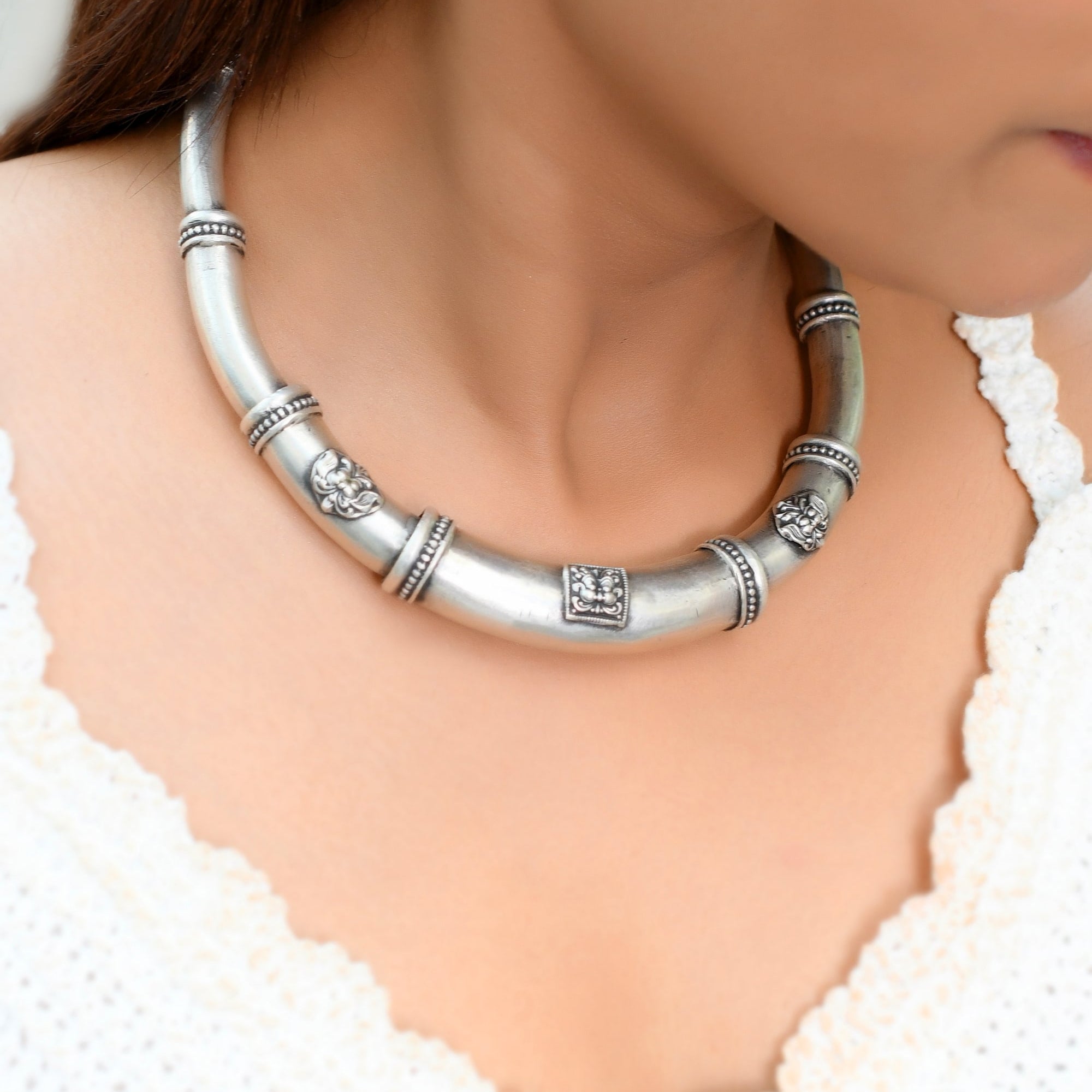 Flexible Silver Hasli - 925 Silver Jewellery Meera Jaipur