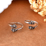 Paisely silver toe ring