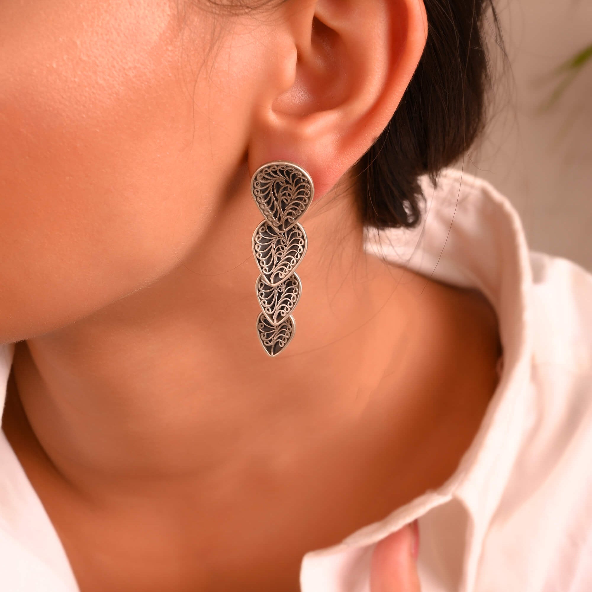 Trika silver earings - 925 Silver Jewellery Meera Jaipur