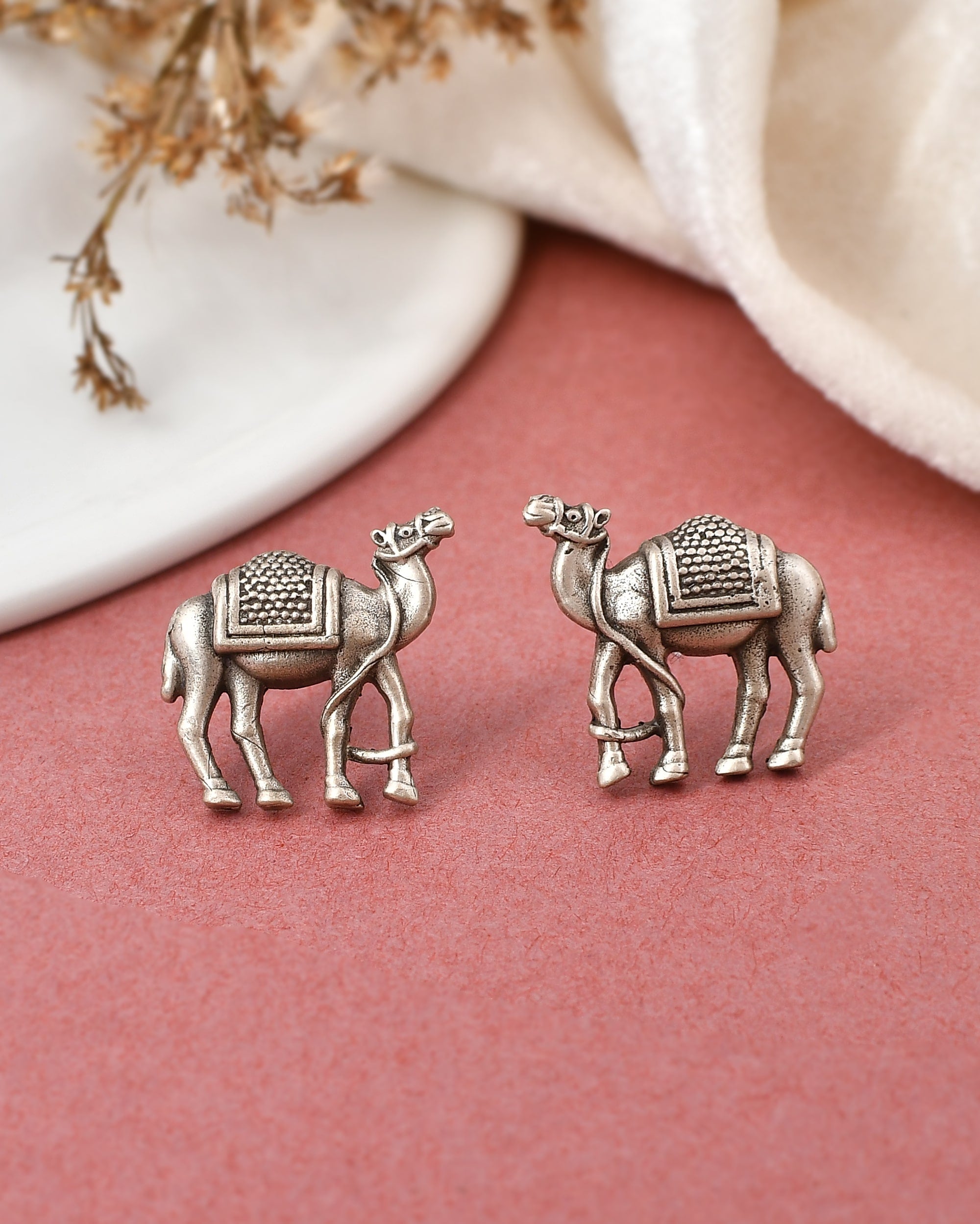 Ushtra silver studs - 925 Silver Jewellery Meera Jaipur