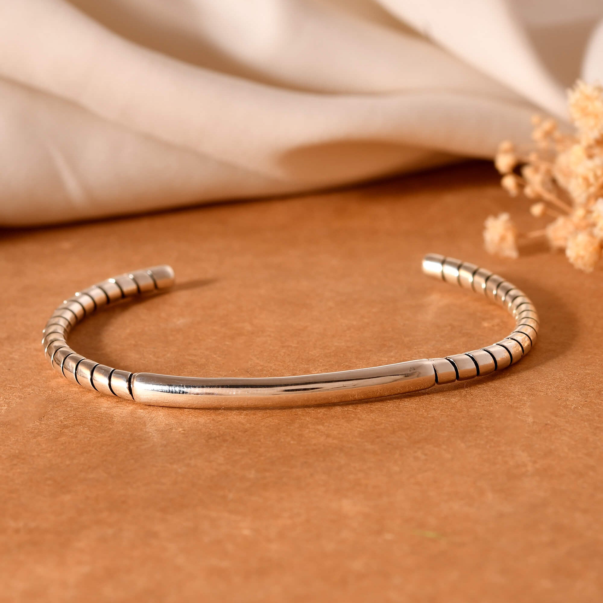 Dhurv Silver Kada - 925 Silver Jewellery Meera Jaipur