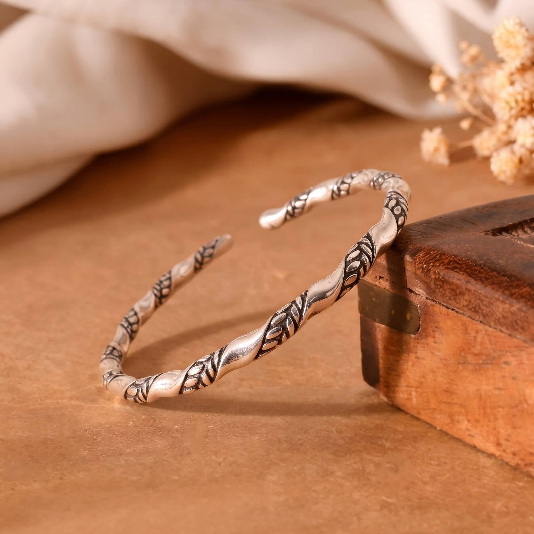 Leaf Carved Silver Bangle