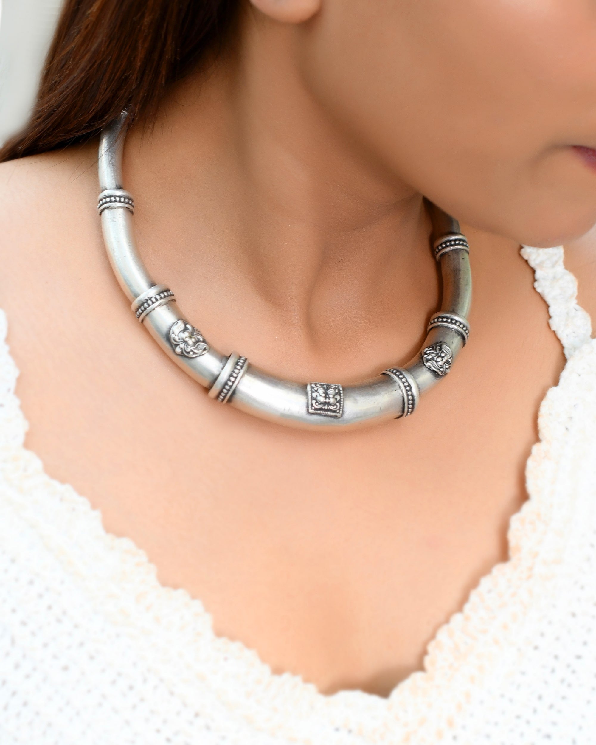 Flexible Silver Hasli - 925 Silver Jewellery Meera Jaipur
