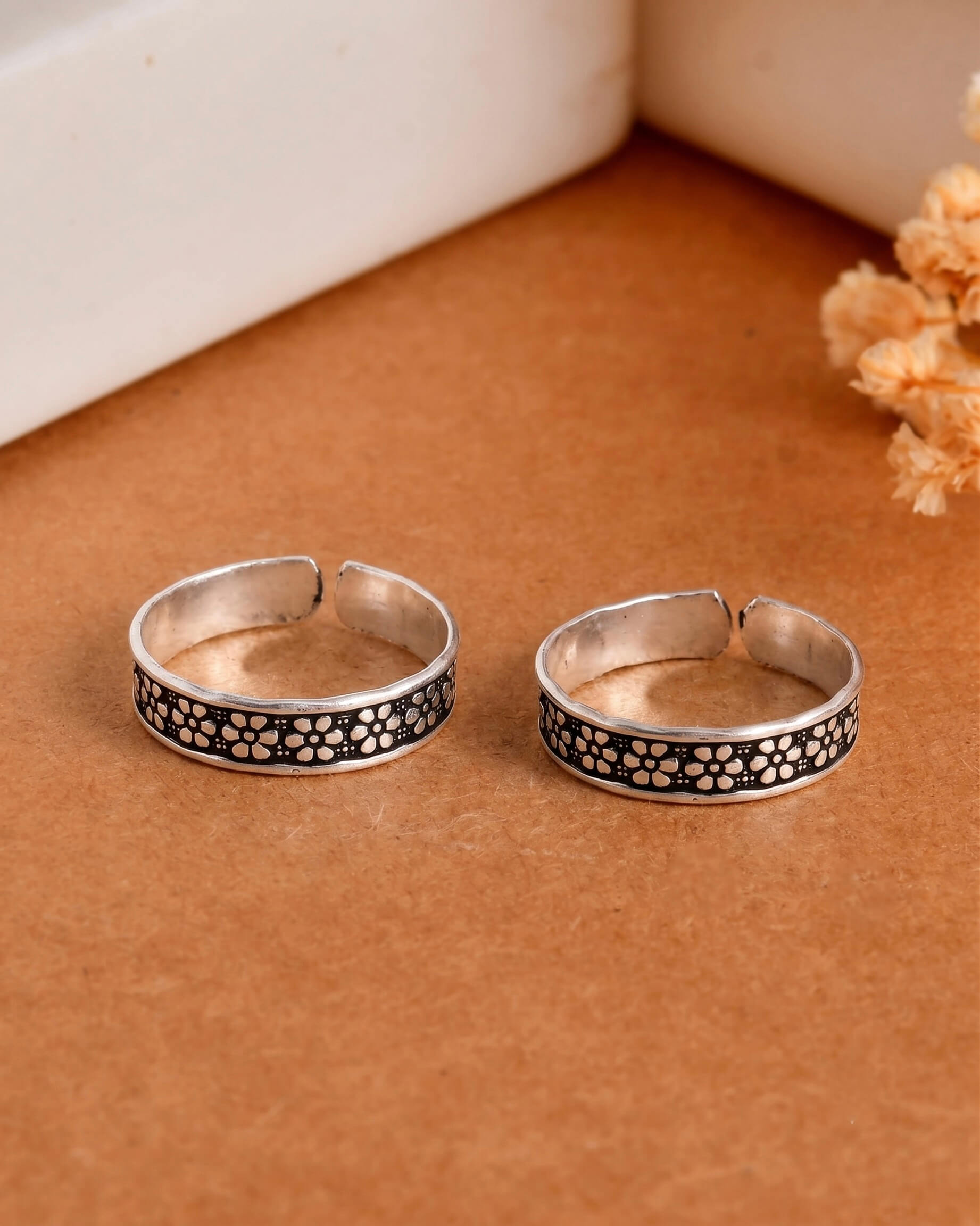 Flower silver Thumb ring 925 sterling silver - meera jaipur
