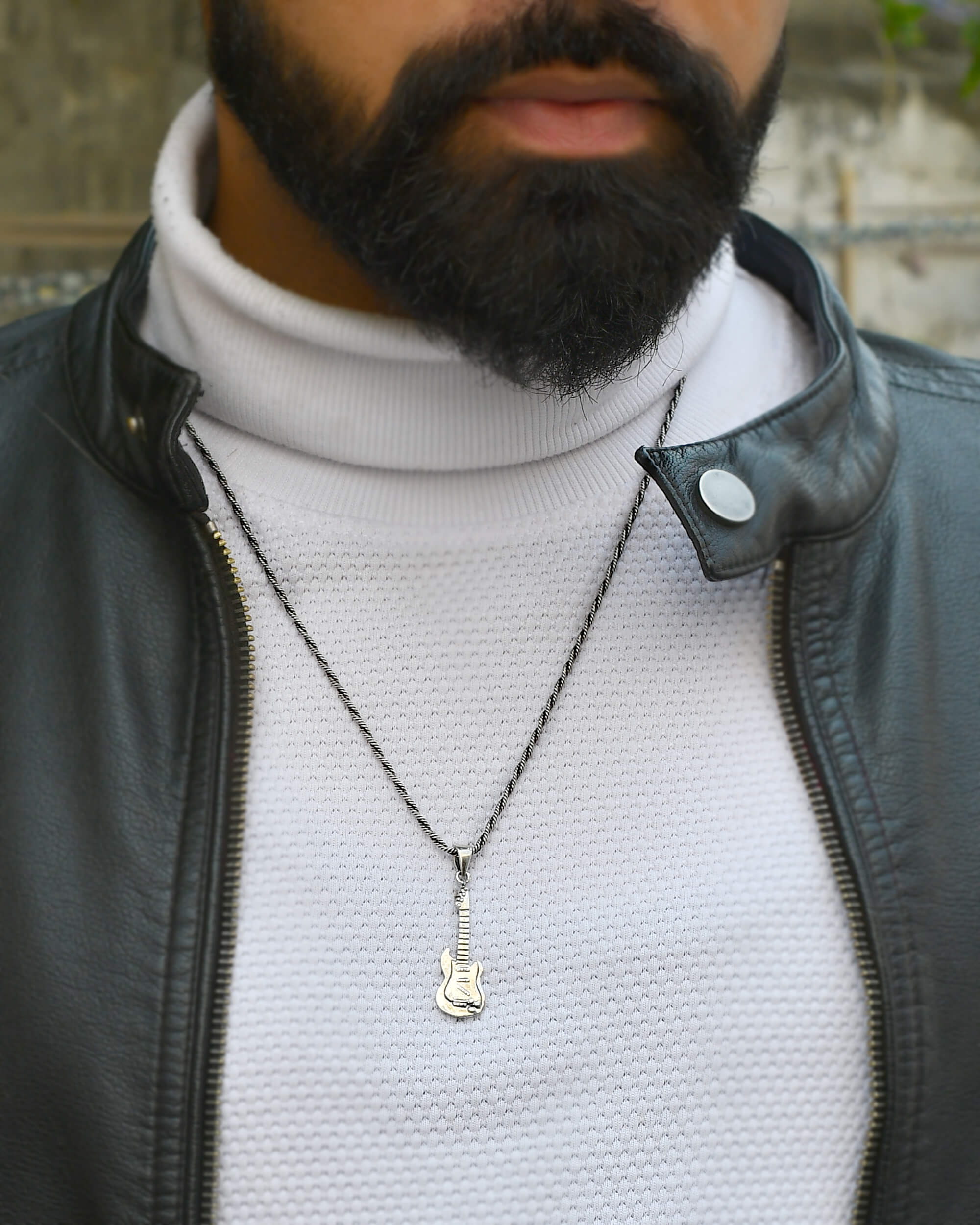 Guitar Silver Pendant - 925 Silver Jewellery Meera Jaipur