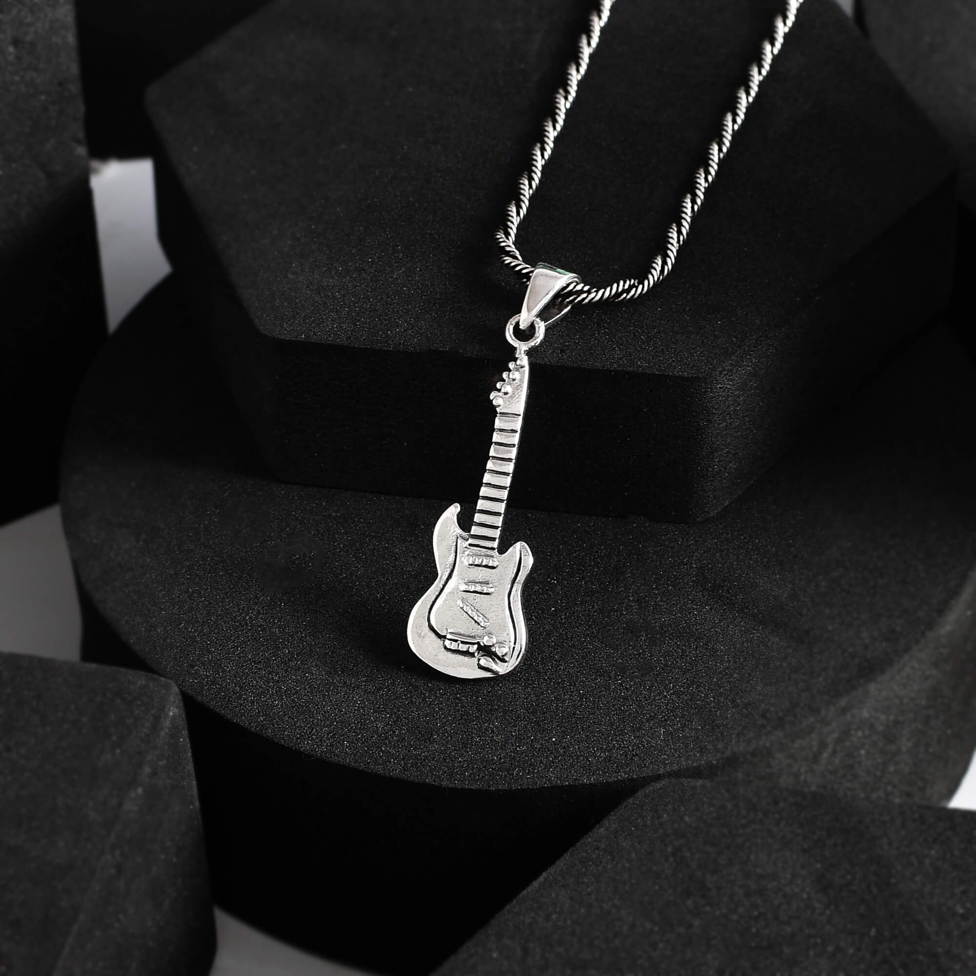 Guitar Silver Pendant - 925 Silver Jewellery Meera Jaipur