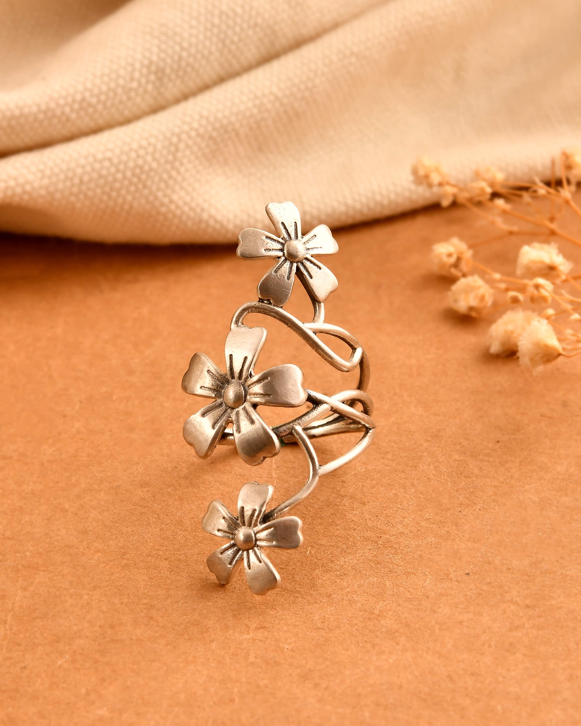 Gulika Twist Silver Ring - 925 Silver Jewellery Meera Jaipur