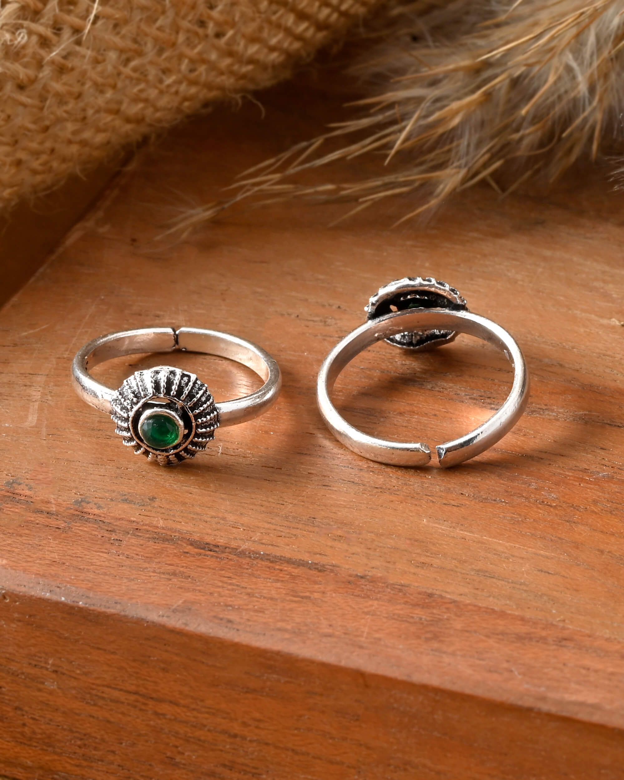 Harin cut stone silver toe ring - 925 Silver Jewellery Meera Jaipur