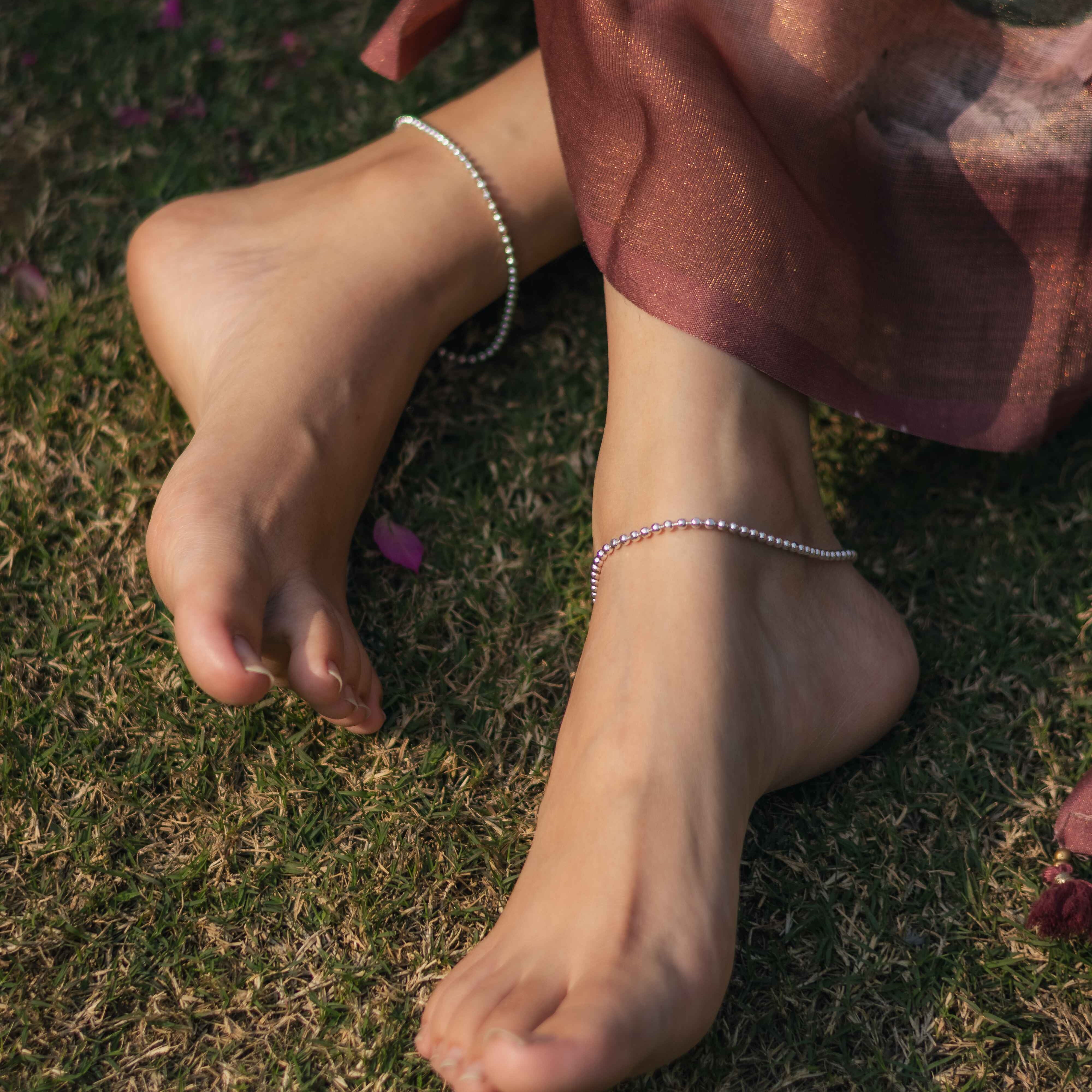 silver-ball-anklet