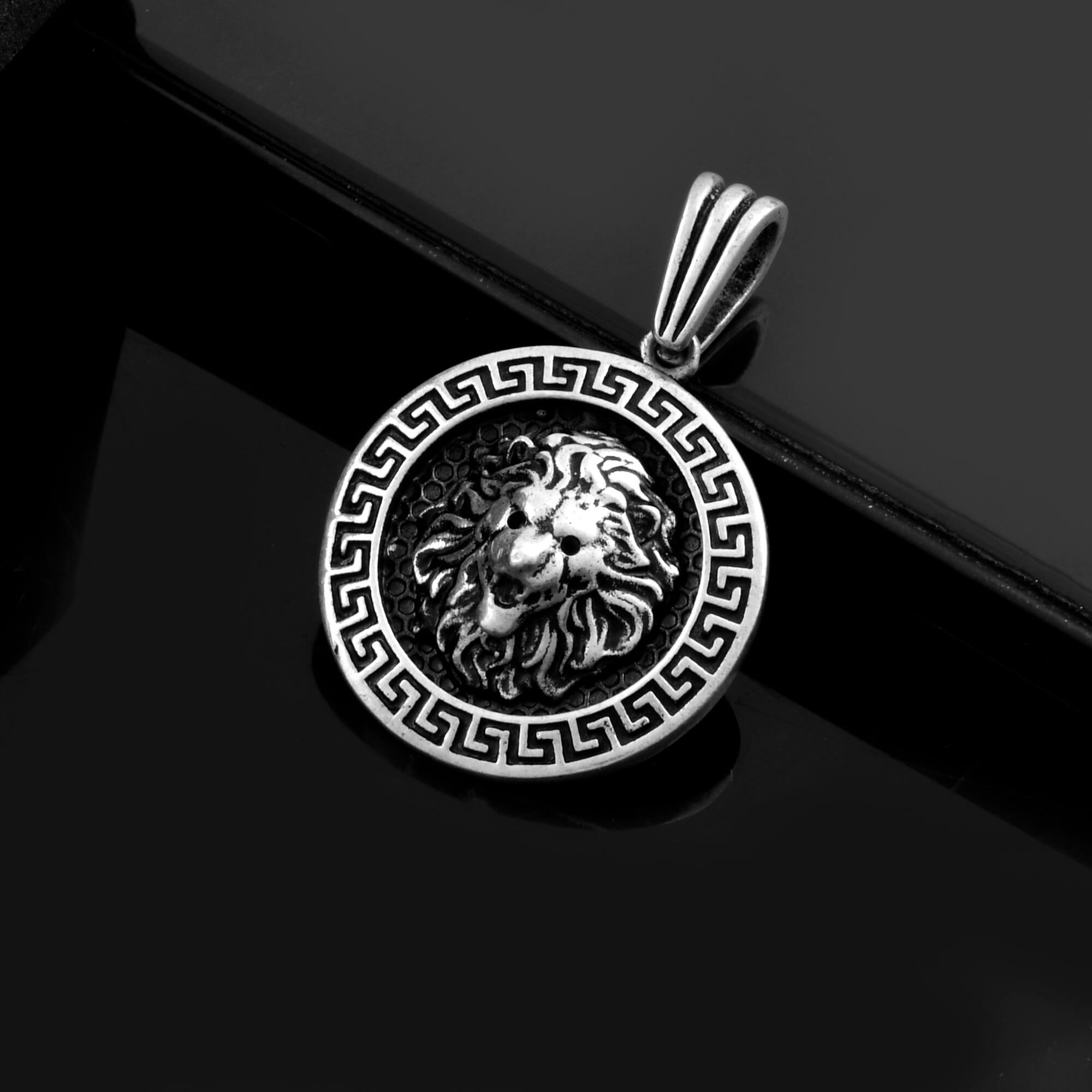 Jaguar Silver pendant - 925 Silver Jewellery Meera Jaipur