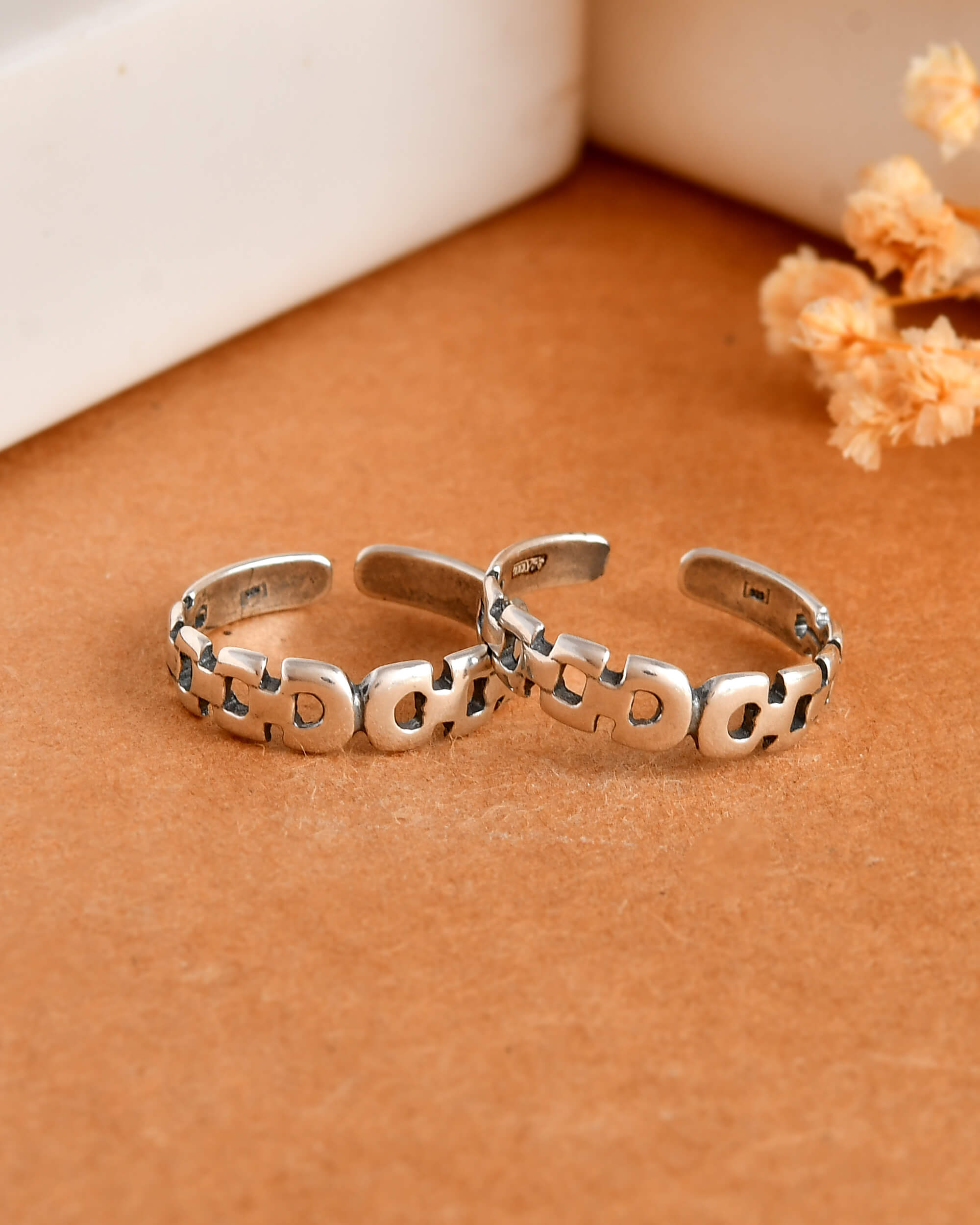 Link silver toe ring - 925 Silver Jewellery Meera Jaipur
