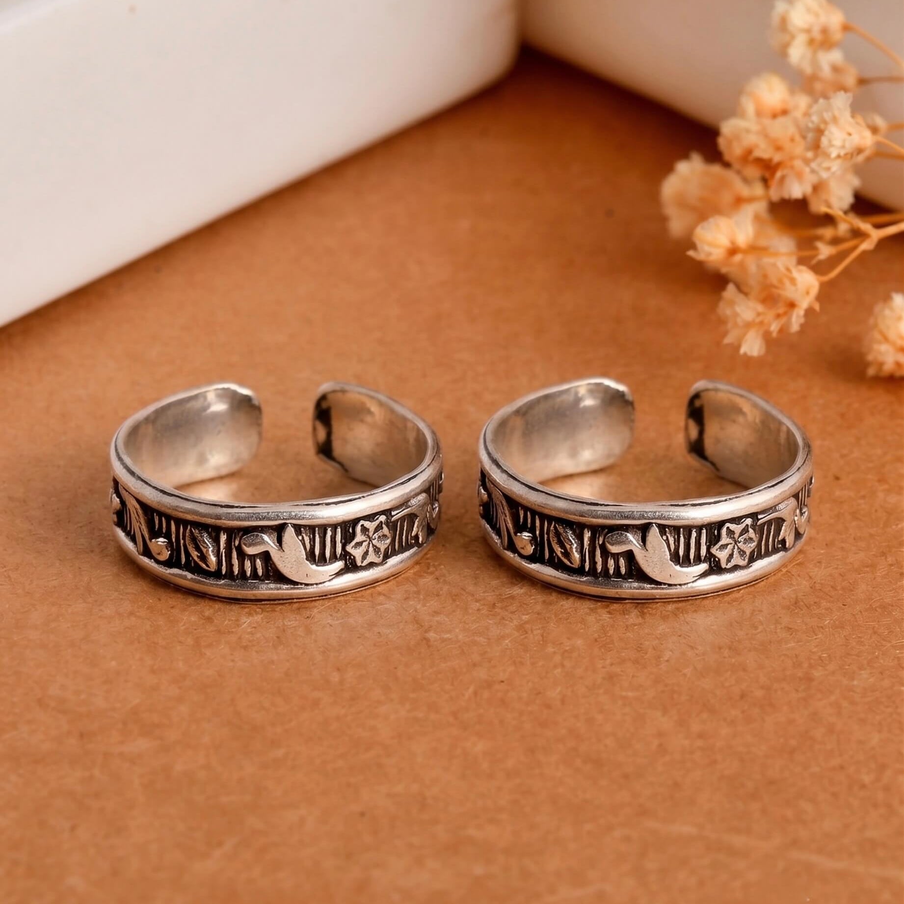 Mae silver toe ring 925 sterling silver meera jaipur