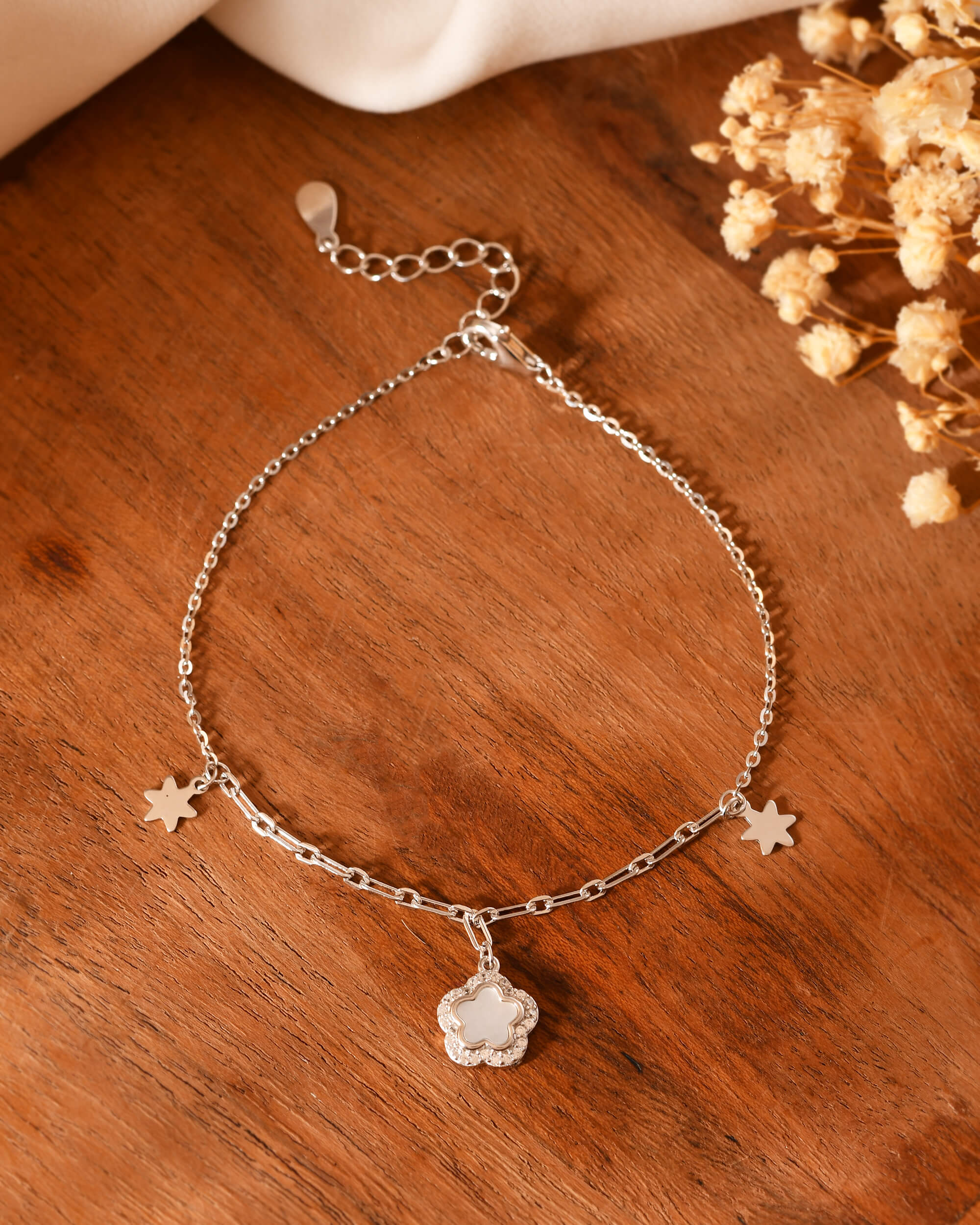 Minimal Star Bracelet - 925 Silver Jewellery Meera Jaipur
