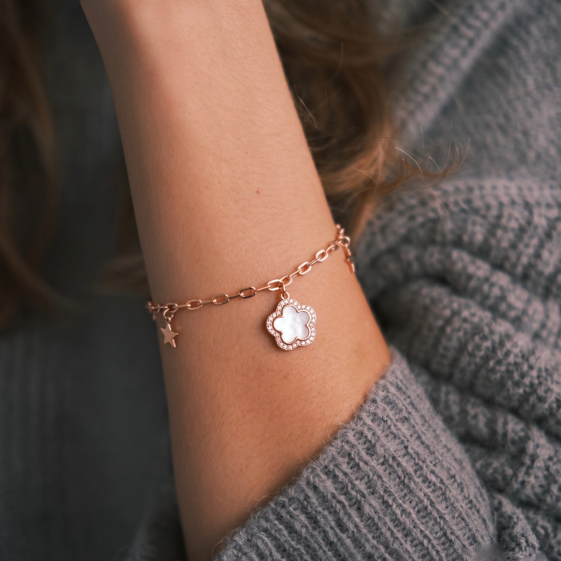 Minimal Star Bracelet - 925 Silver Jewellery Meera Jaipur