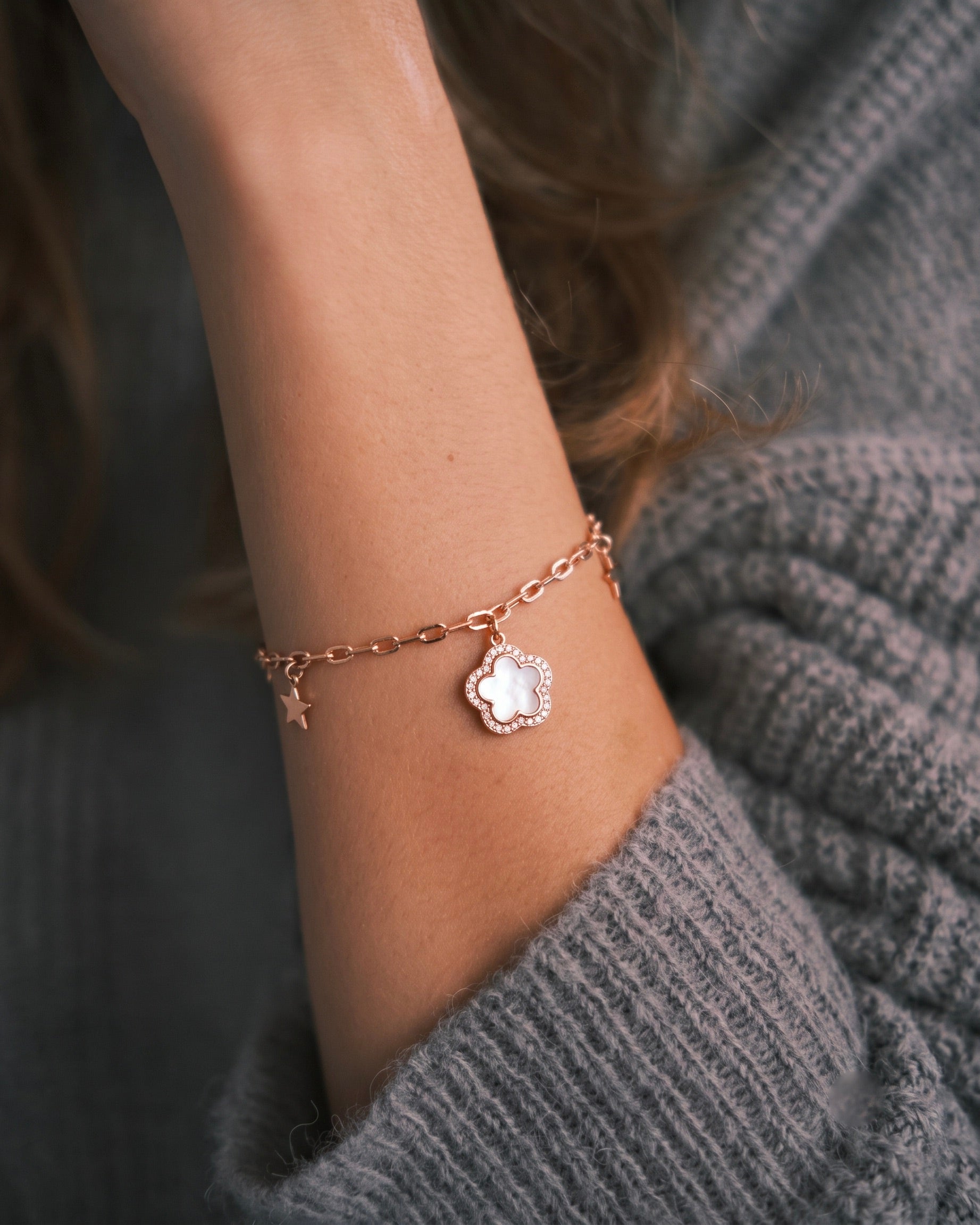 Minimal Star Bracelet - 925 Silver Jewellery Meera Jaipur