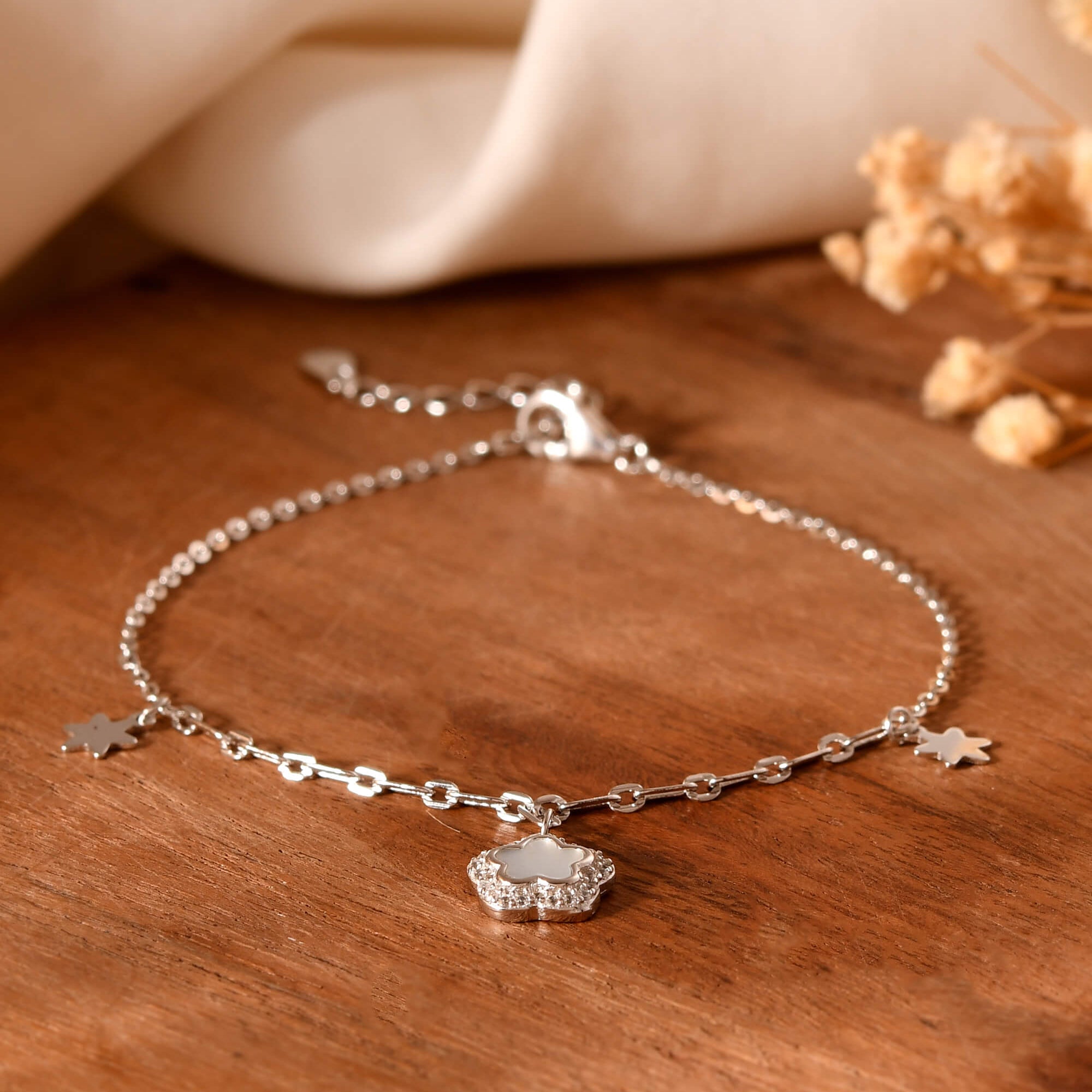 Minimal Star Bracelet - 925 Silver Jewellery Meera Jaipur
