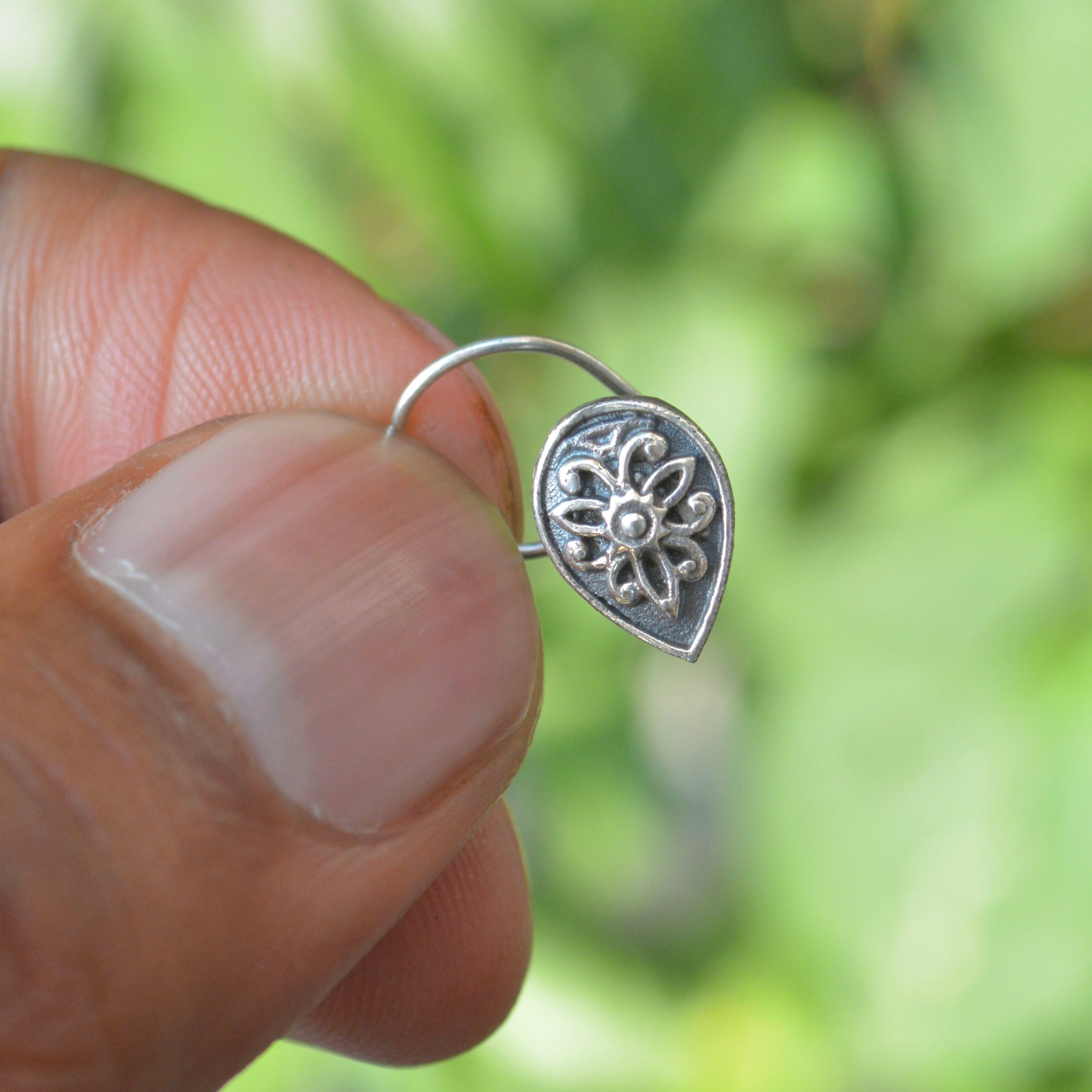 Petal Nose Pin - 925 Silver Jewellery Meera Jaipur