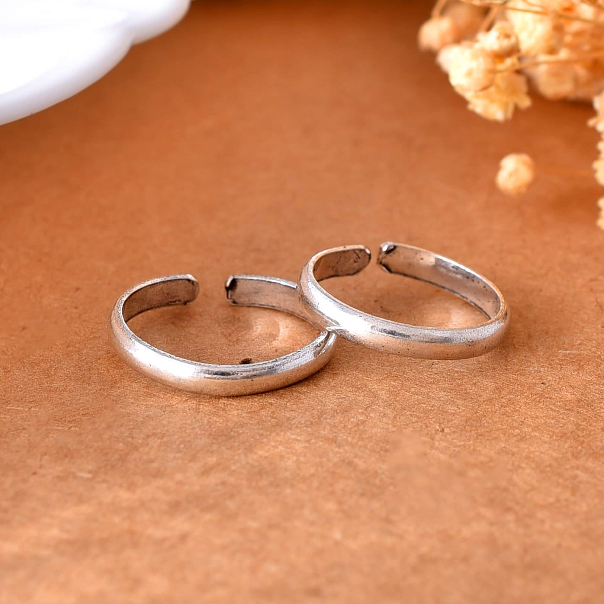 Plain silver toe ring - 925 Silver Jewellery Meera Jaipur