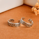 Pushpa silver toe ring - 925 Silver Jewellery Meera Jaipur